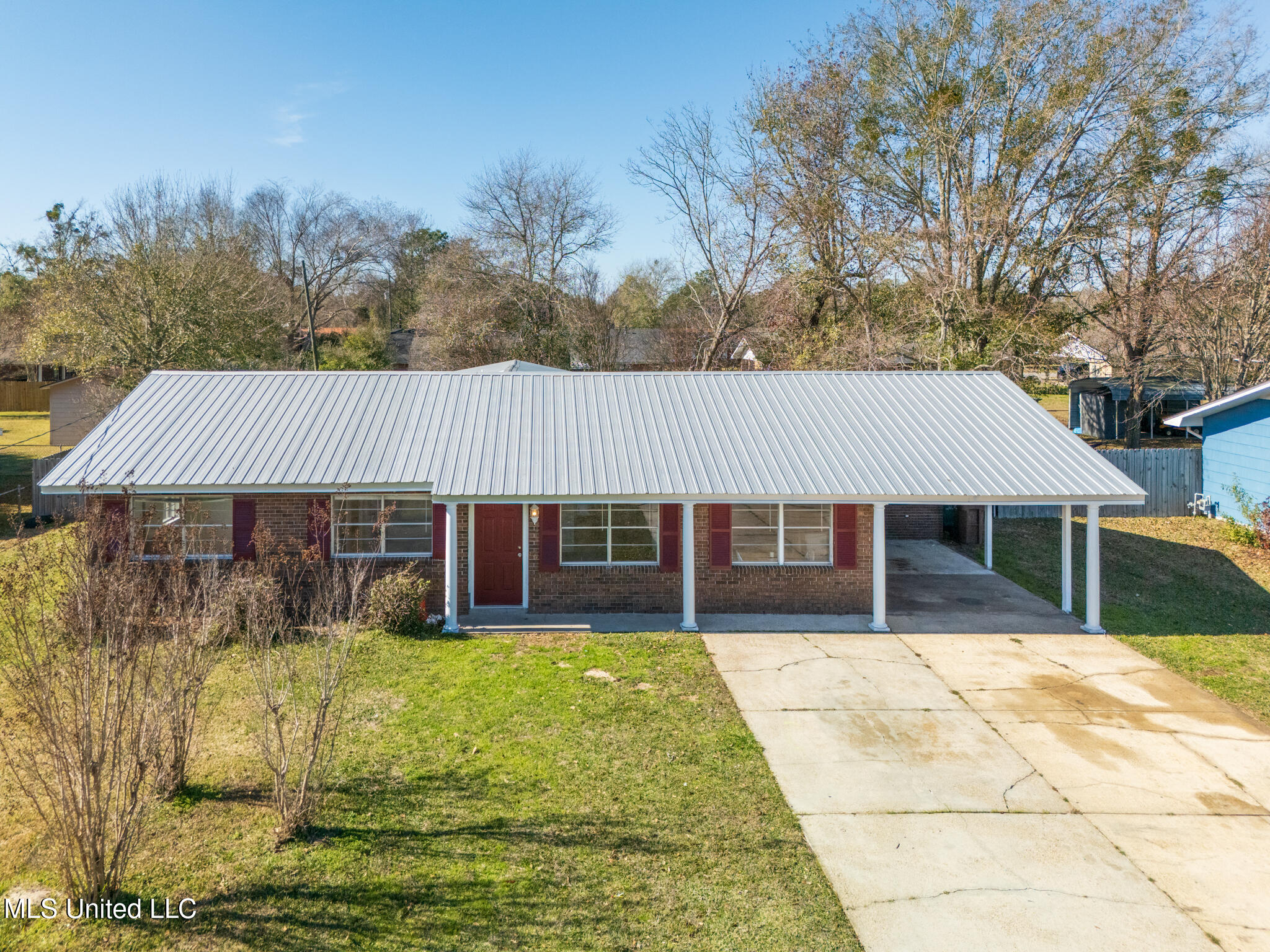 103 Reeves Street Property Photo 2