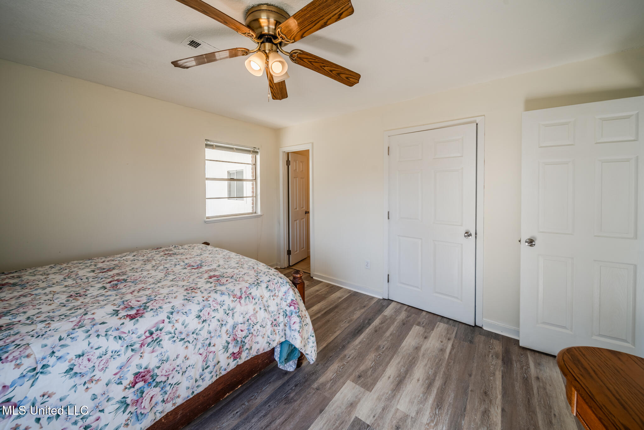 103 Reeves Street Property Photo 30