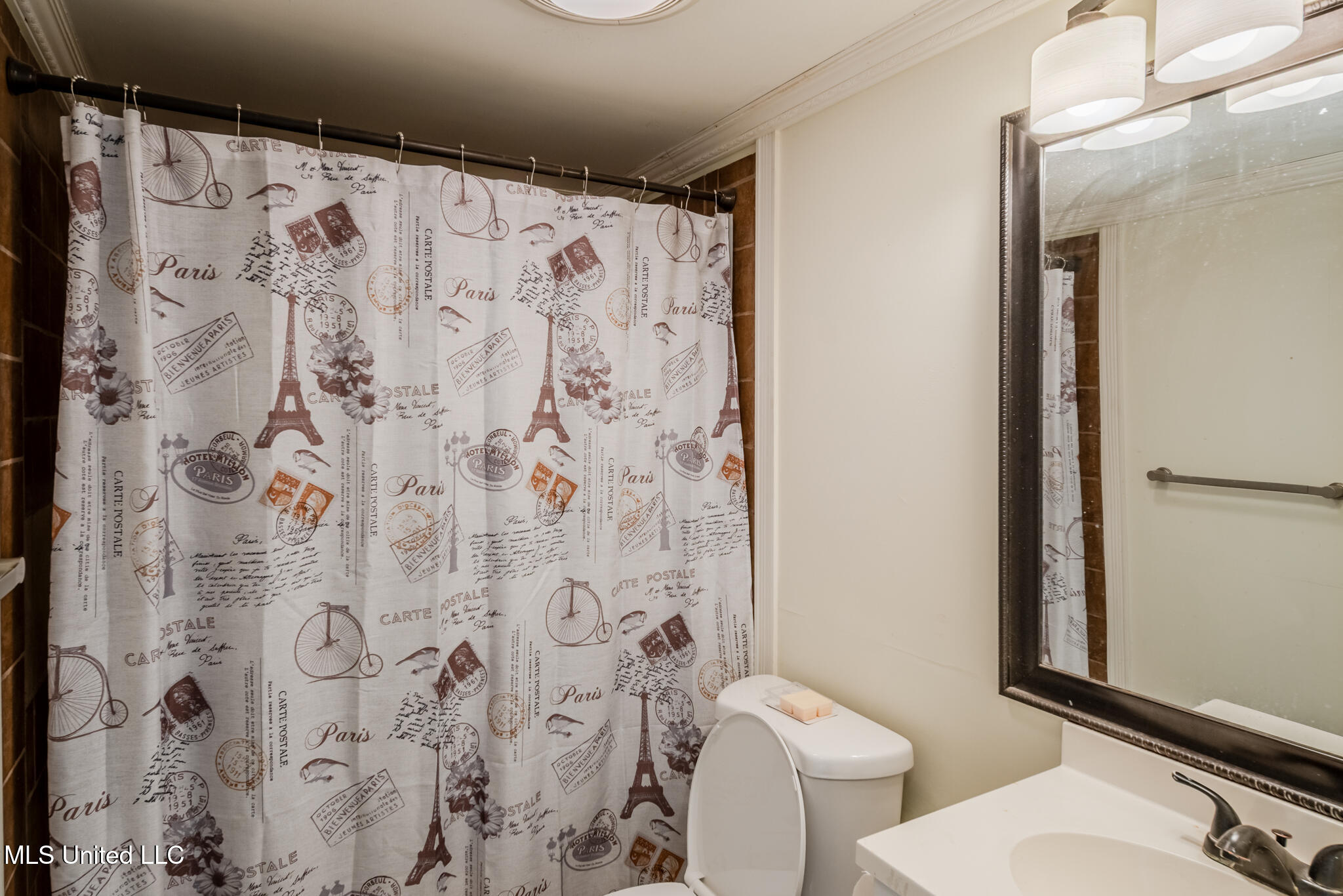 103 Reeves Street Property Photo 33