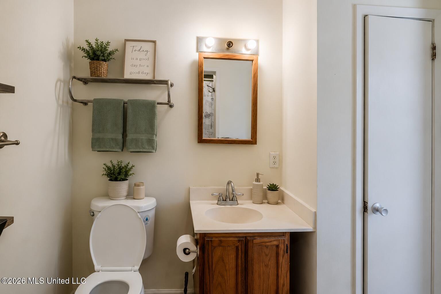 103 Reeves Street Property Photo 39