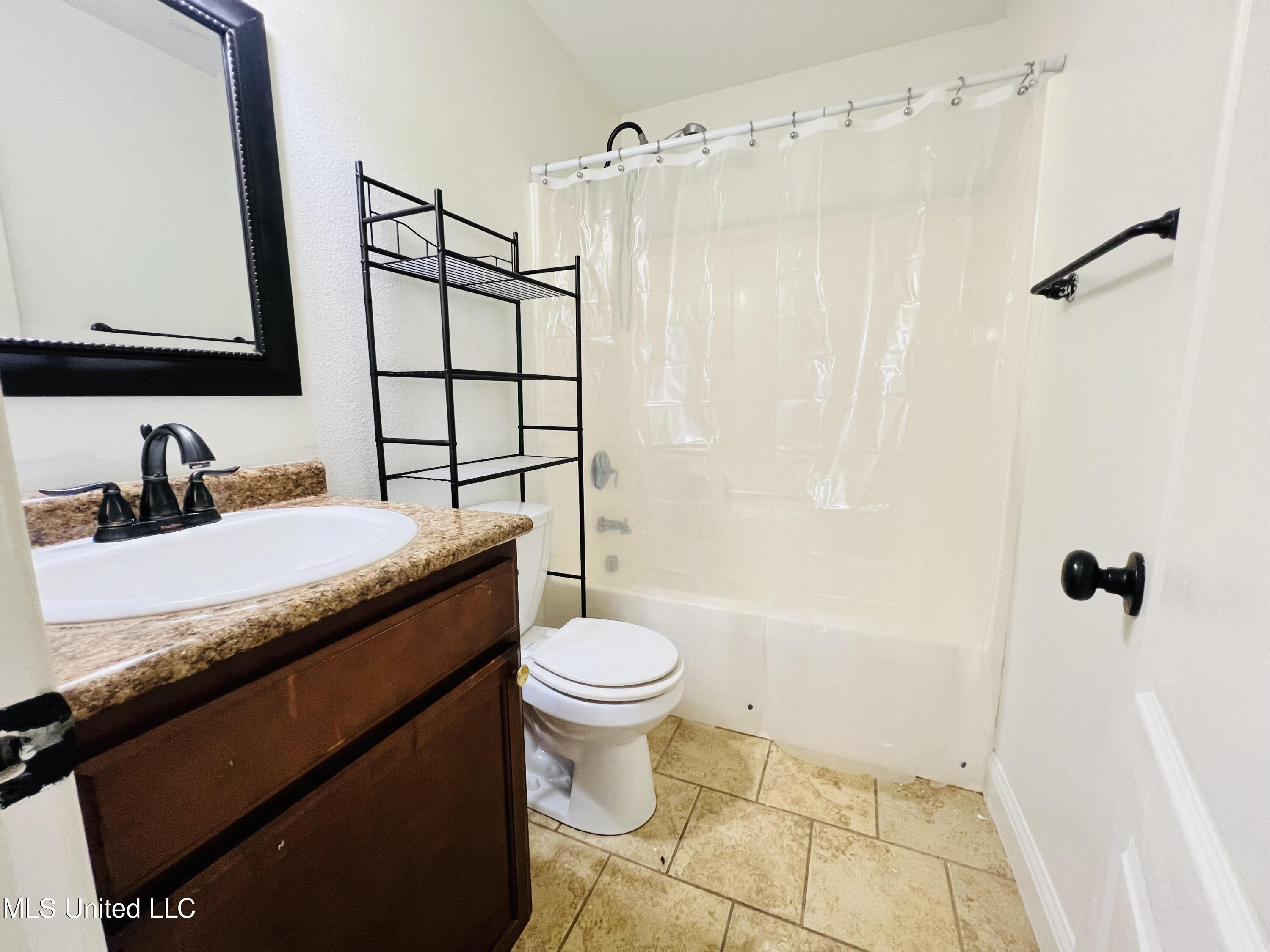205 Jeff Davis Avenue Property Photo 6