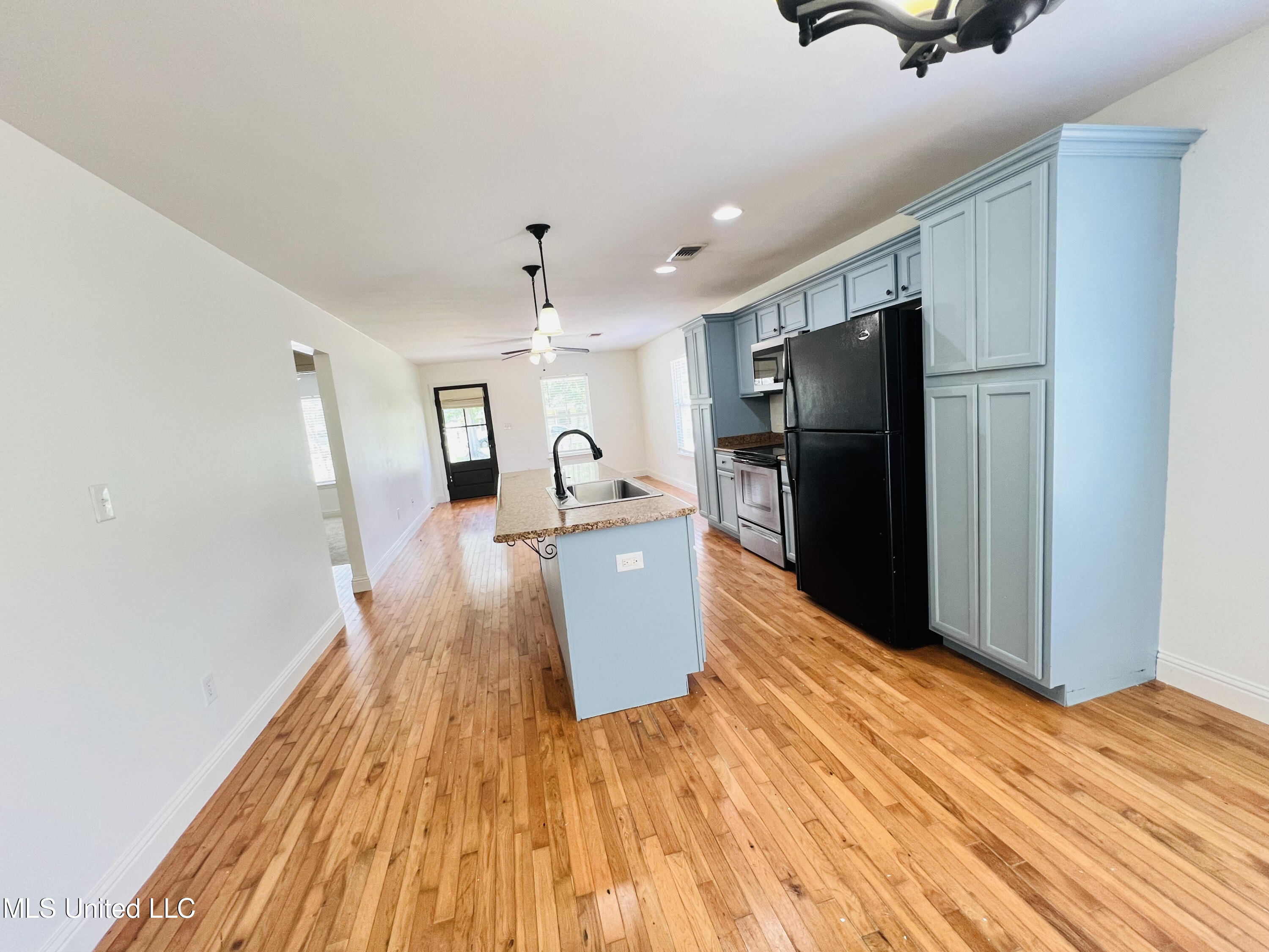 205 Jeff Davis Avenue Property Photo 9