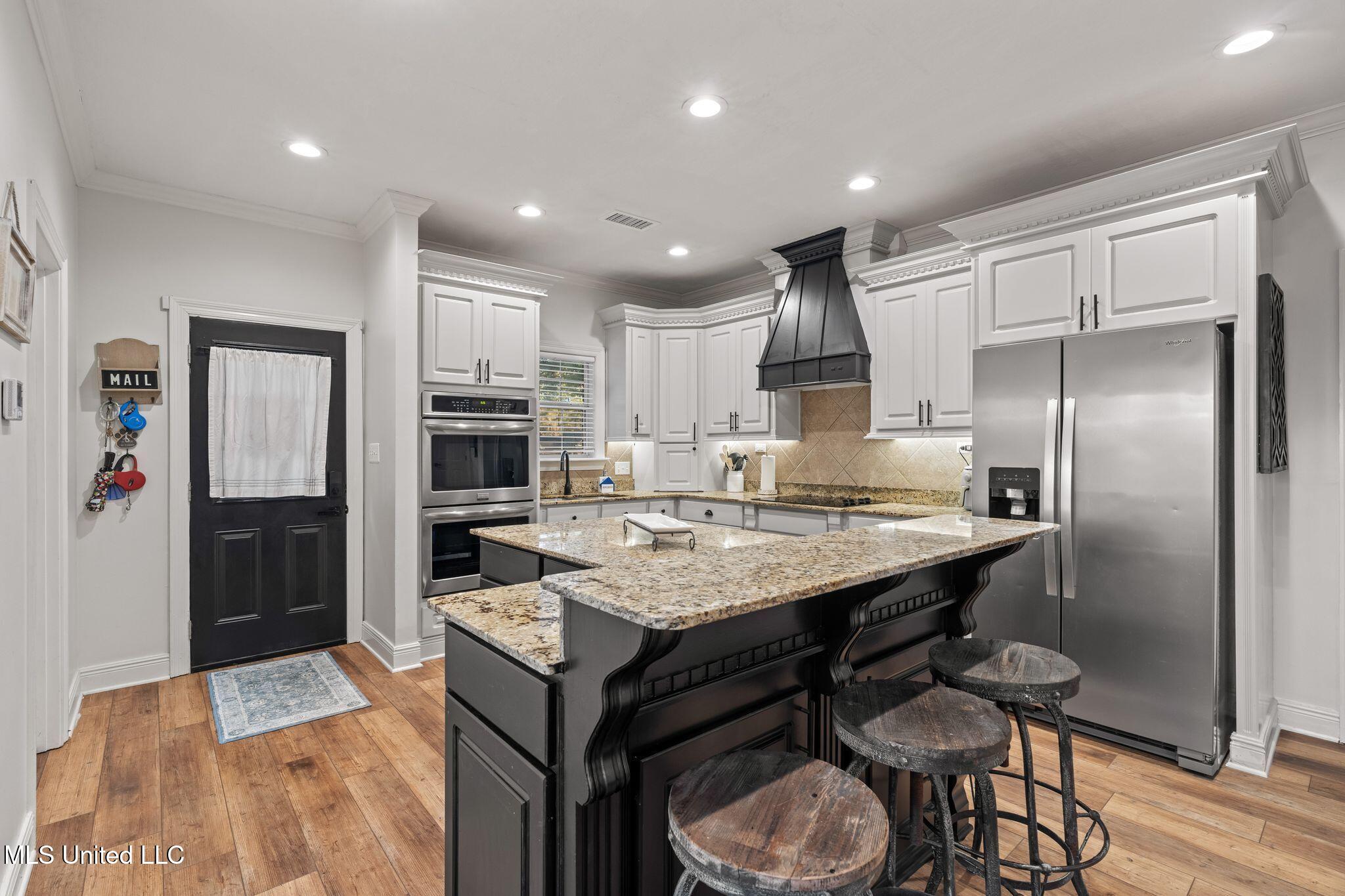 143 Red Roan Road Property Photo 14