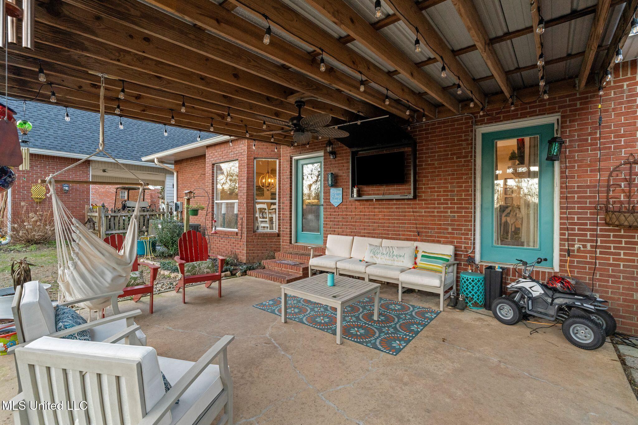 143 Red Roan Road Property Photo 39