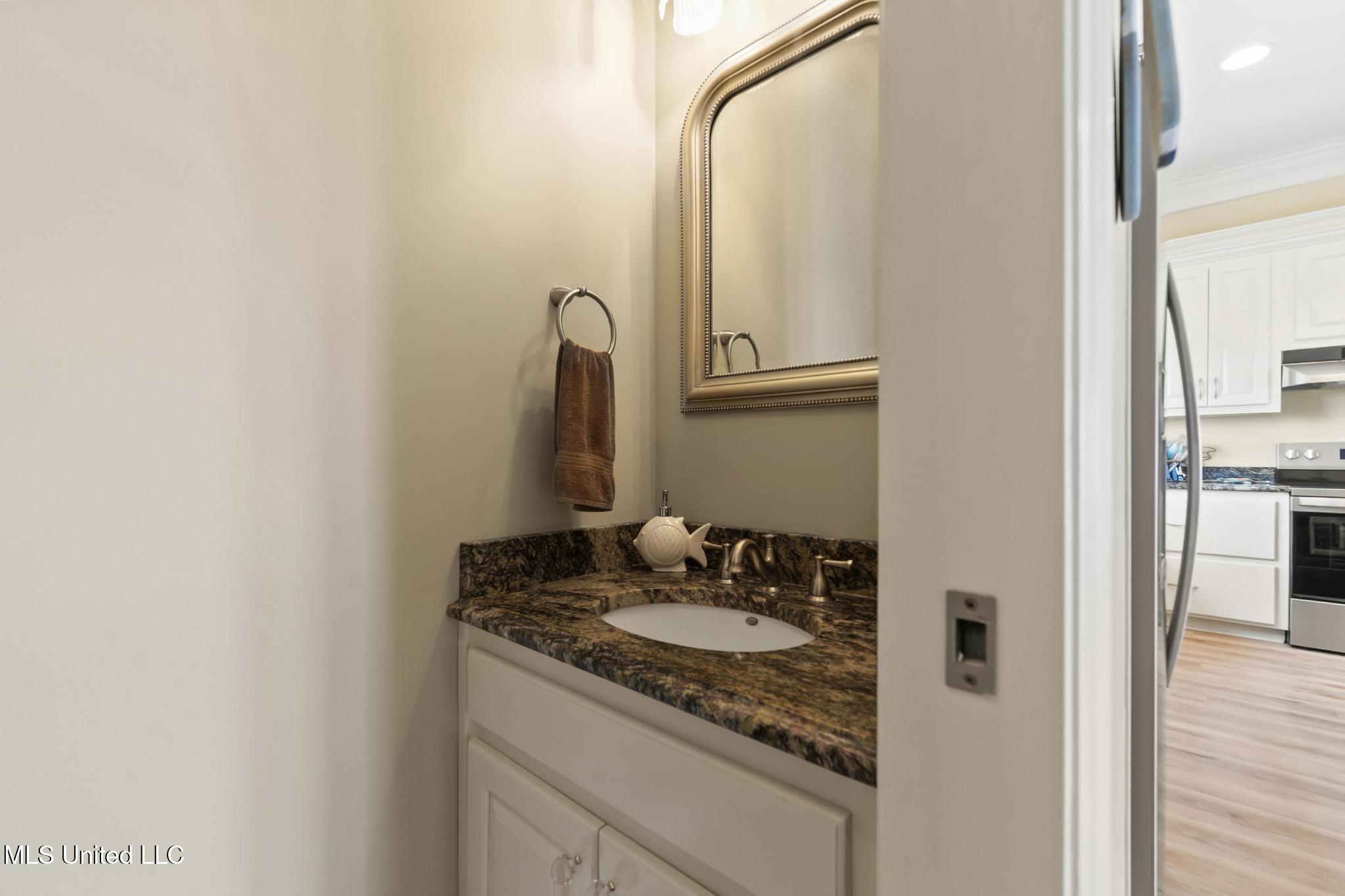 806 W Beach Boulevard Property Photo 15