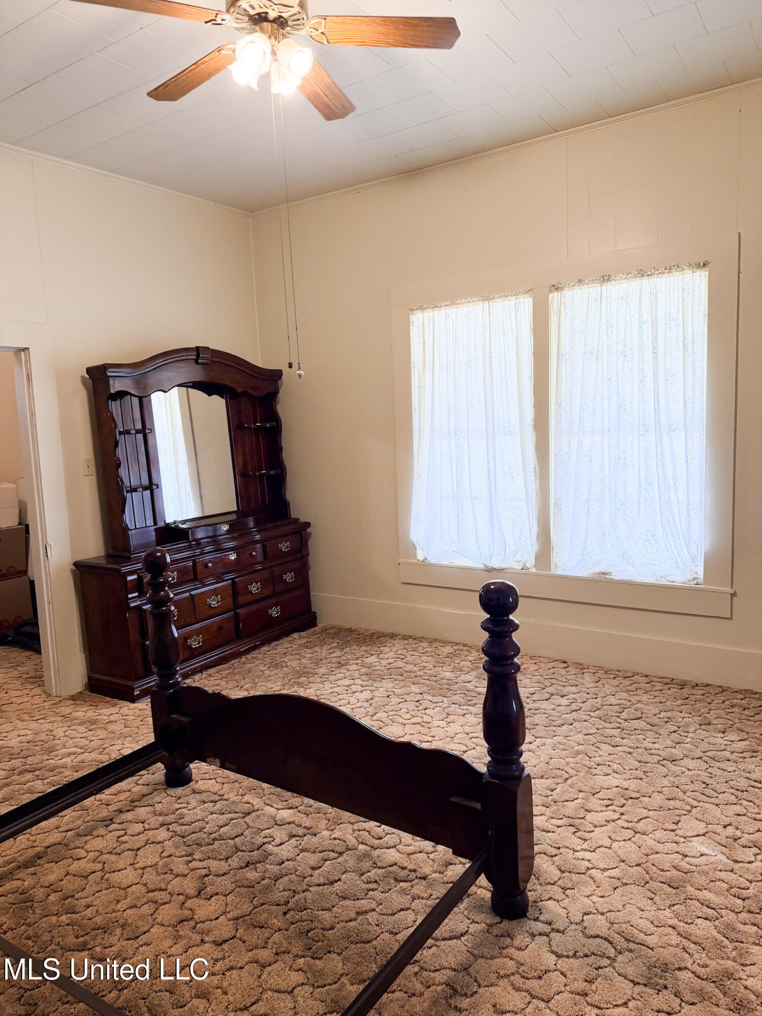 1607 N Jackson Street Property Photo 8
