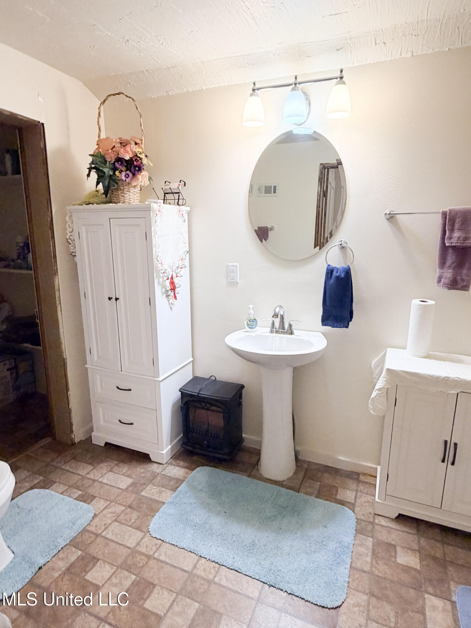 1607 N Jackson Street Property Photo 9