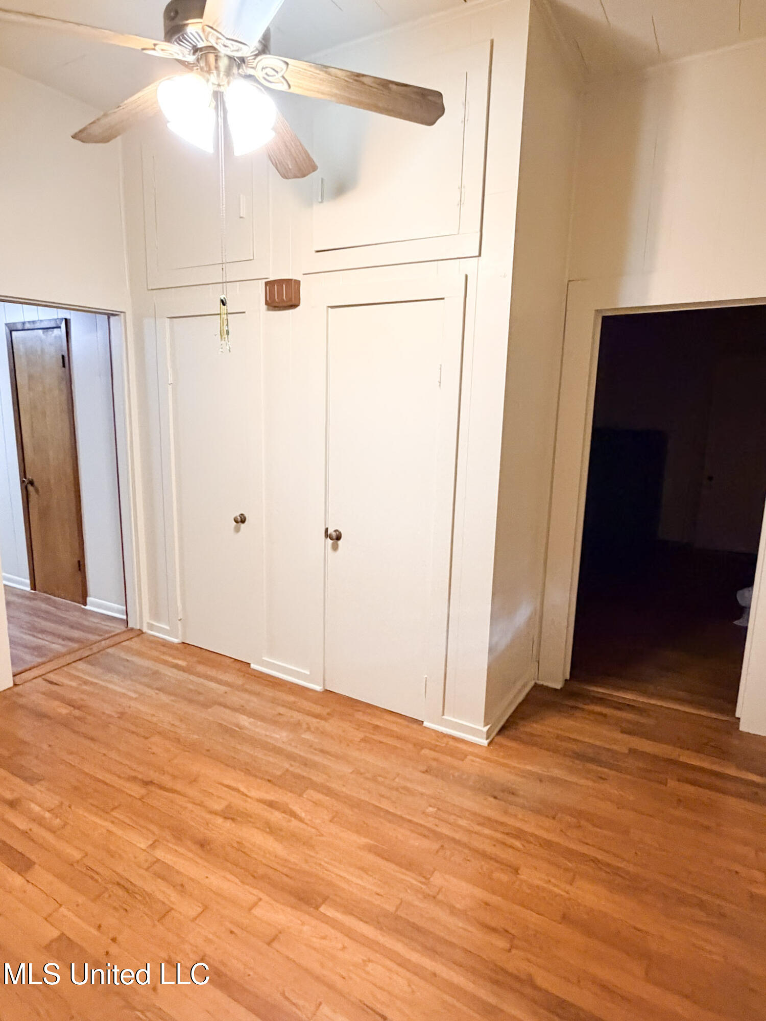1607 N Jackson Street Property Photo 12