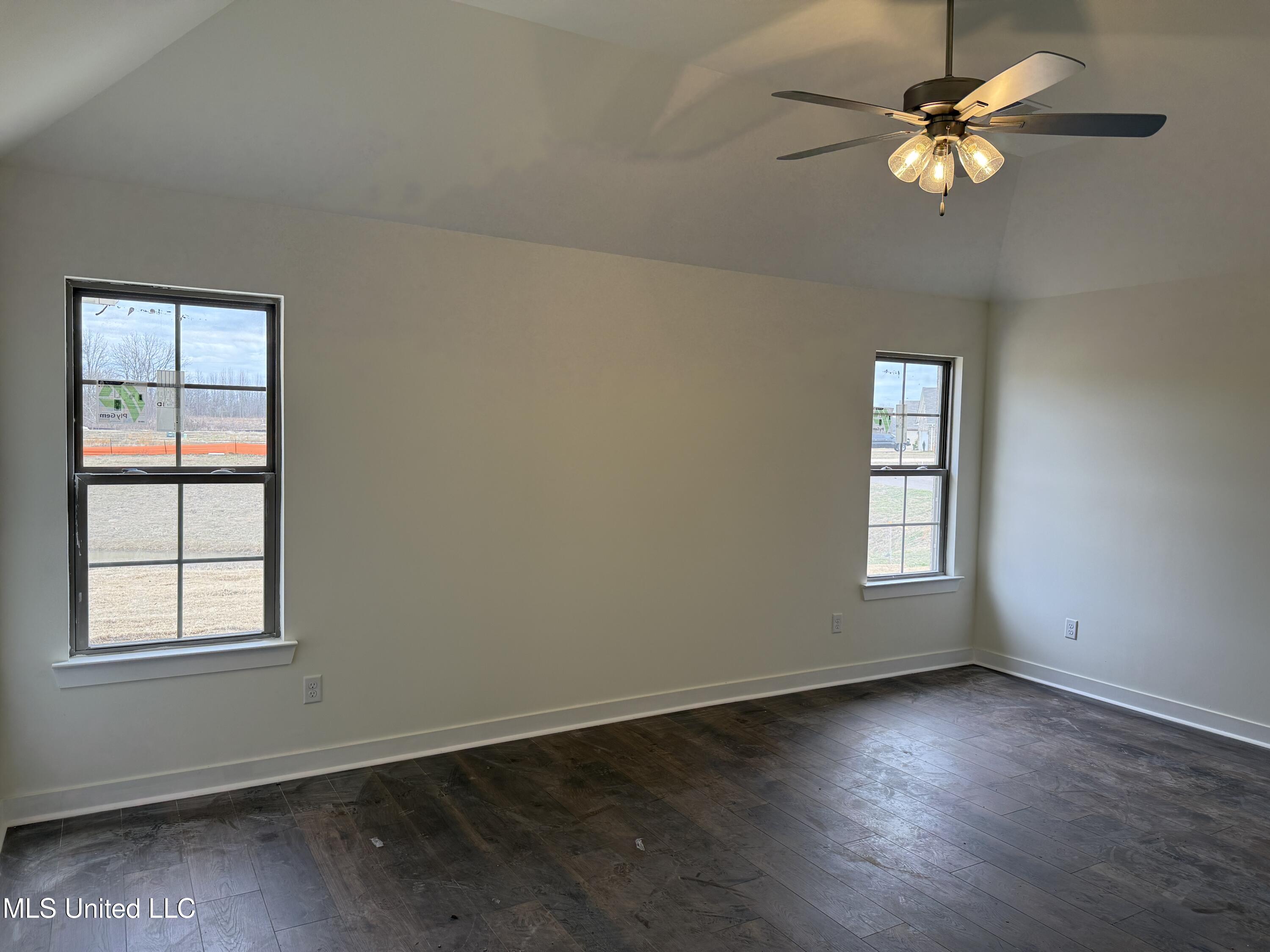 6588 Boxley Pointe Property Photo 7
