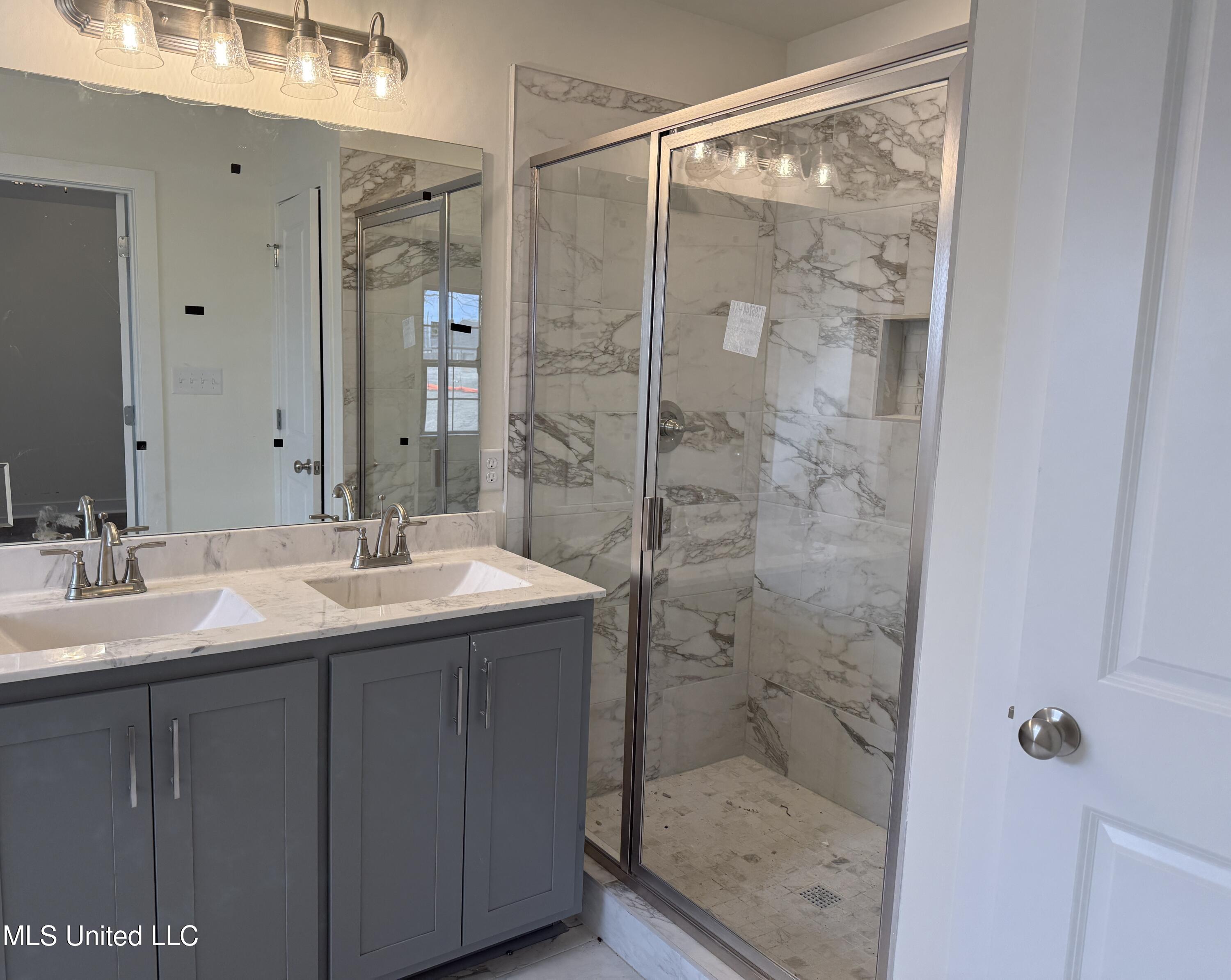 6588 Boxley Pointe Property Photo 9