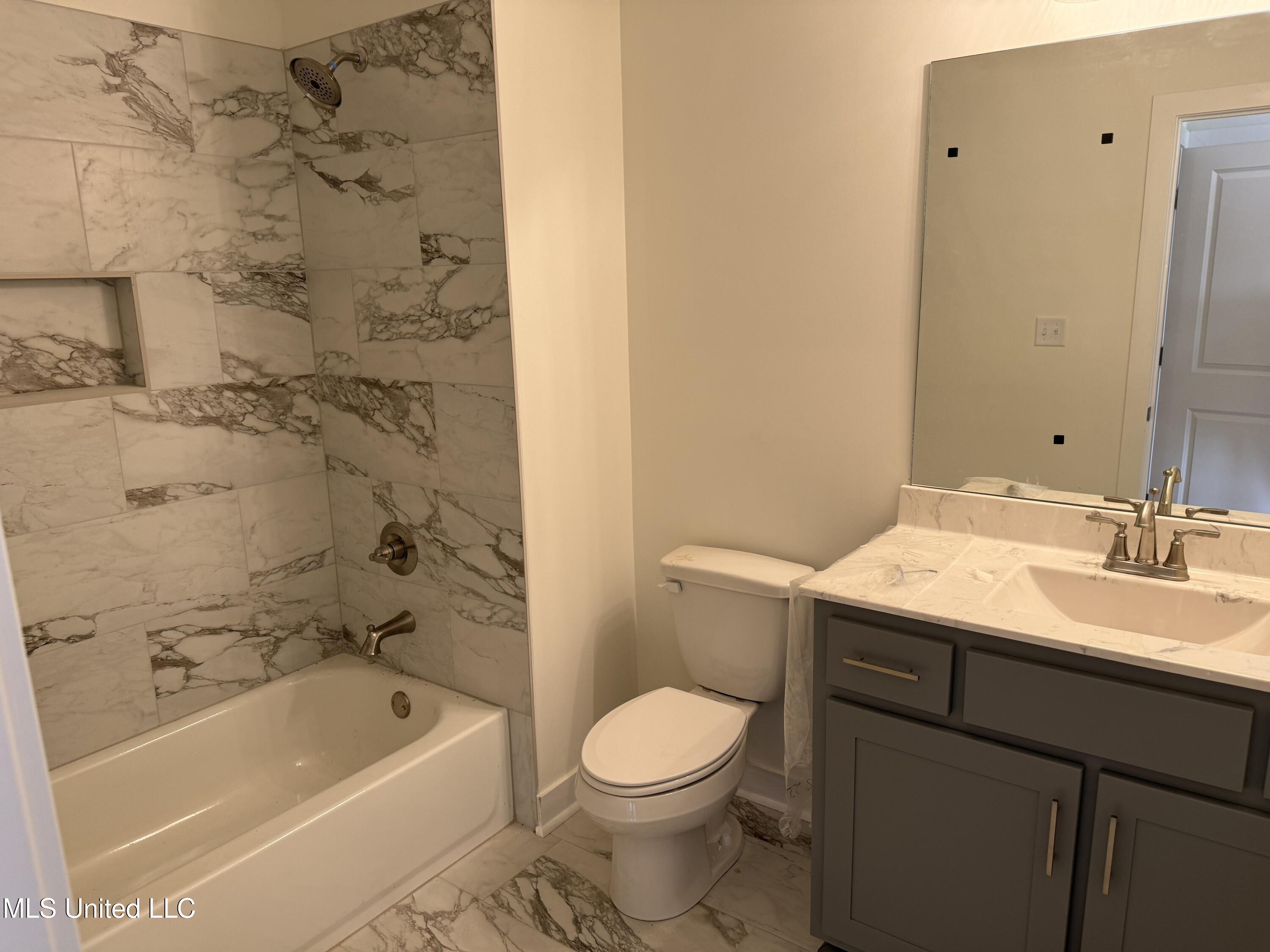 6588 Boxley Pointe Property Photo 14