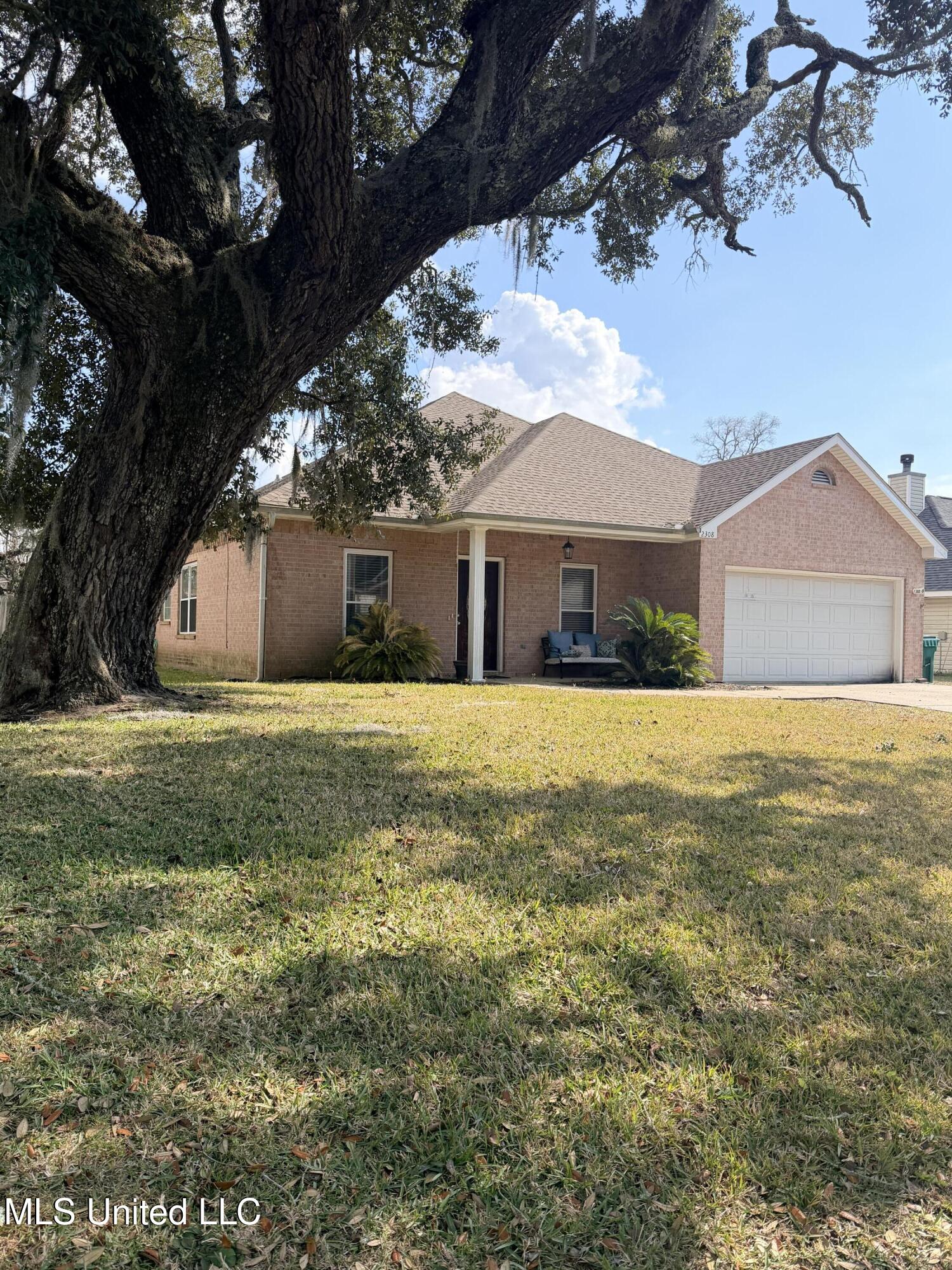2308 Rue Beaux Chenes Property Photo 1