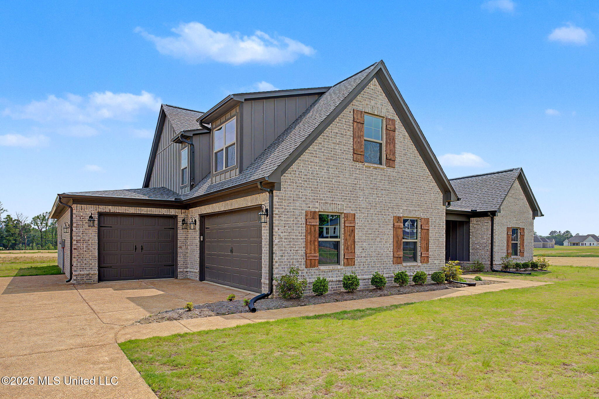 1593 Tributary Drive Property Photo 2