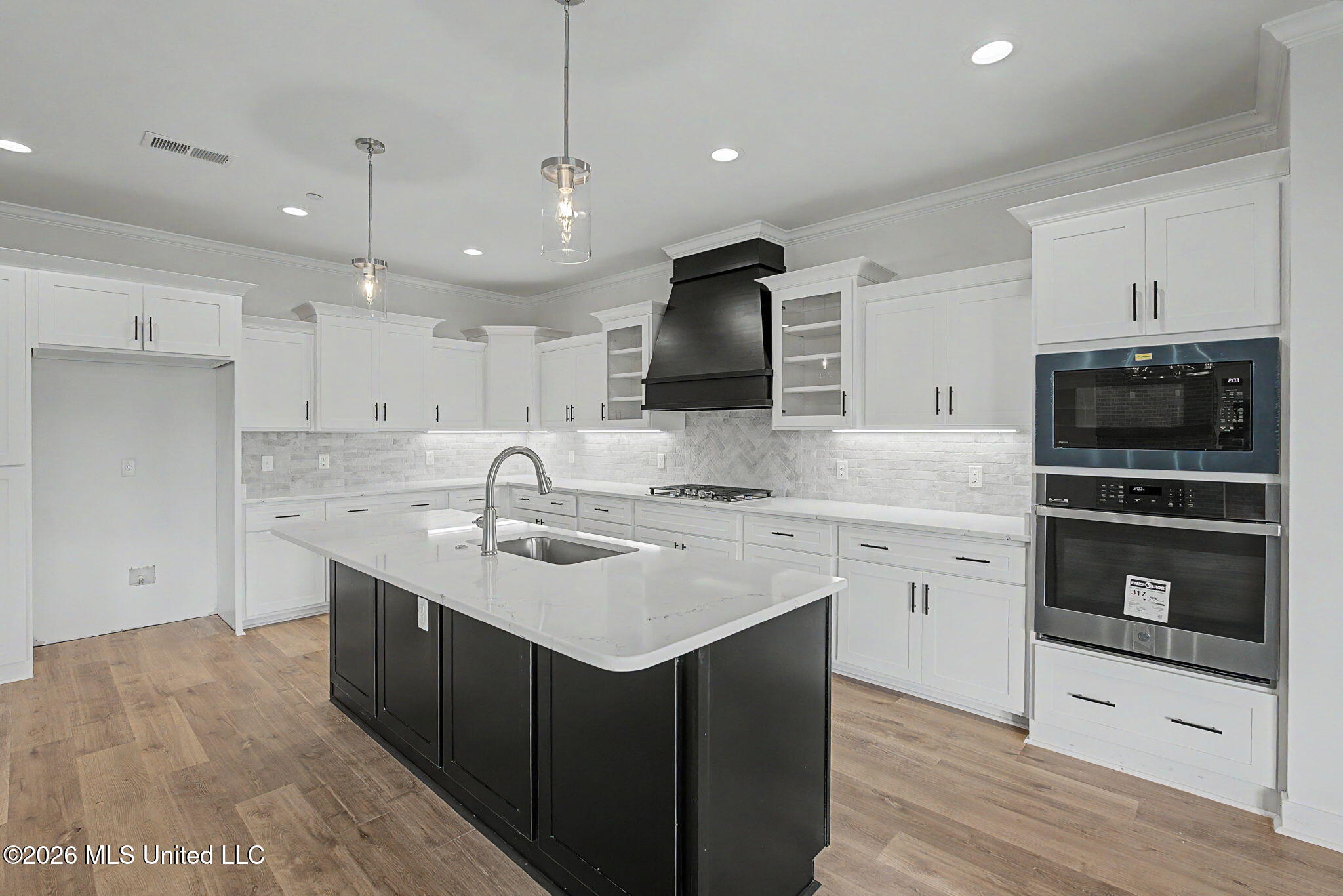 1593 Tributary Drive Property Photo 7
