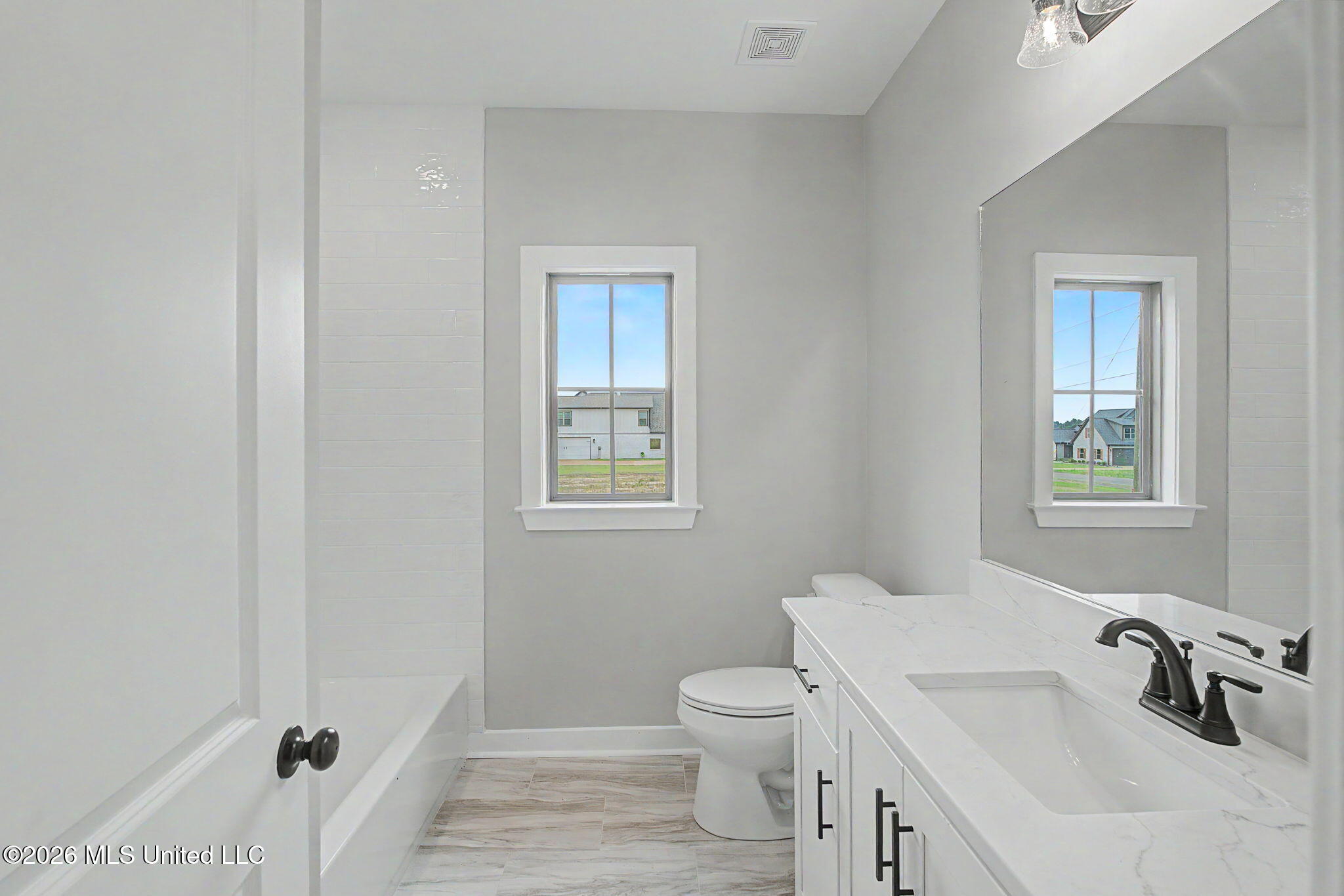 1528 Tributary Drive Property Photo 23