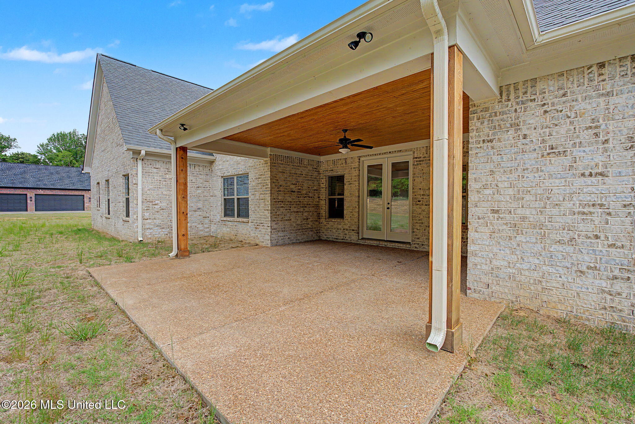 1528 Tributary Drive Property Photo 27