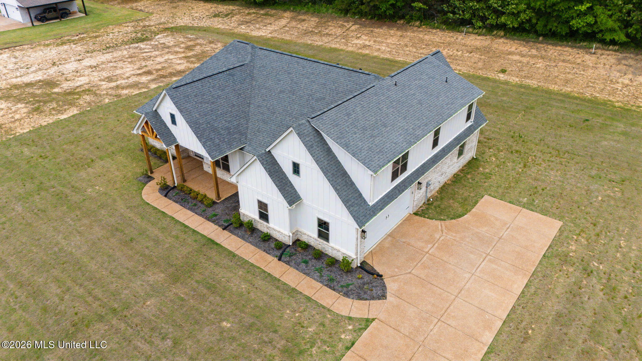 1528 Tributary Drive Property Photo 30