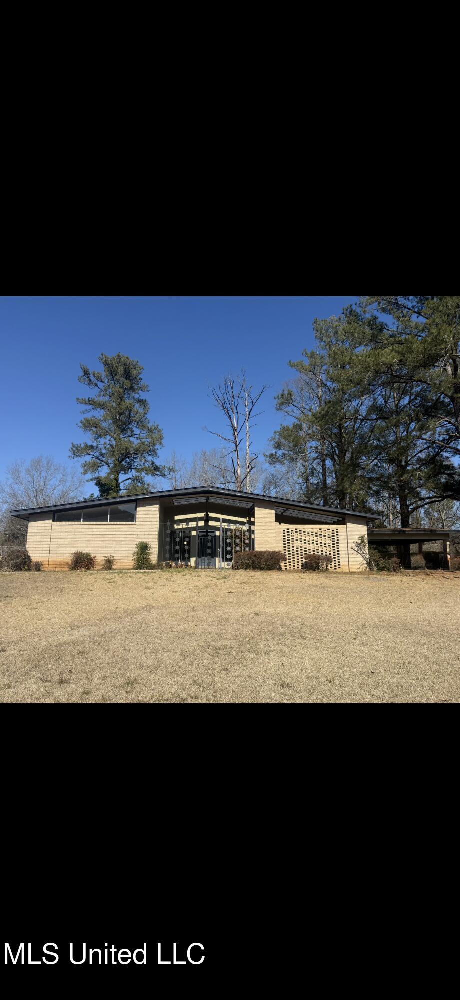 1268 Cooper Road Property Photo 1