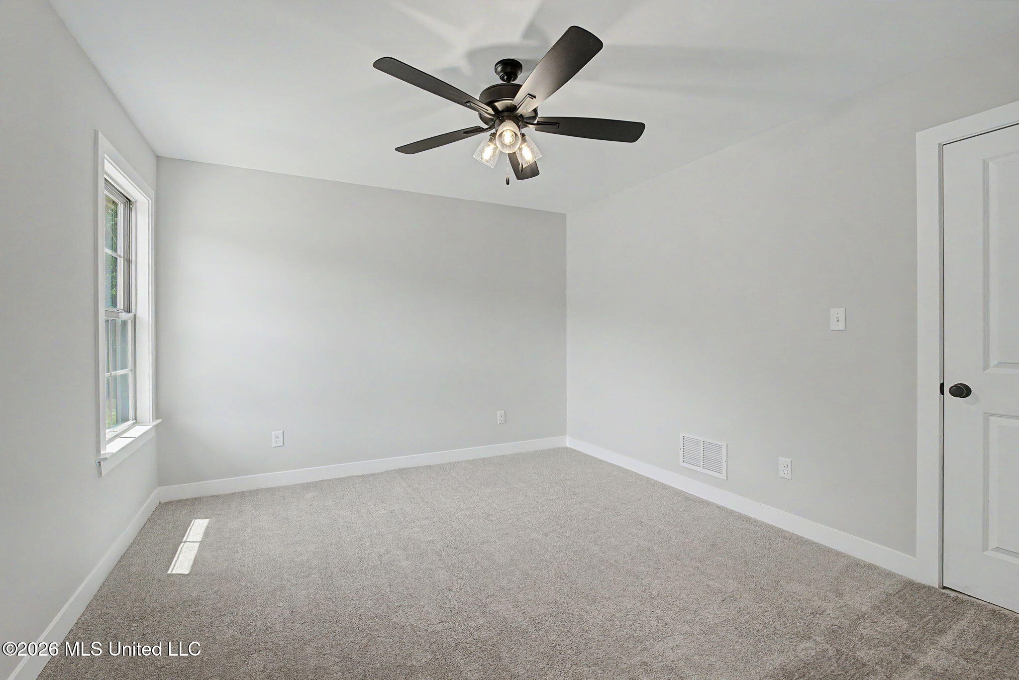 9072 Treadway Creek Property Photo 21