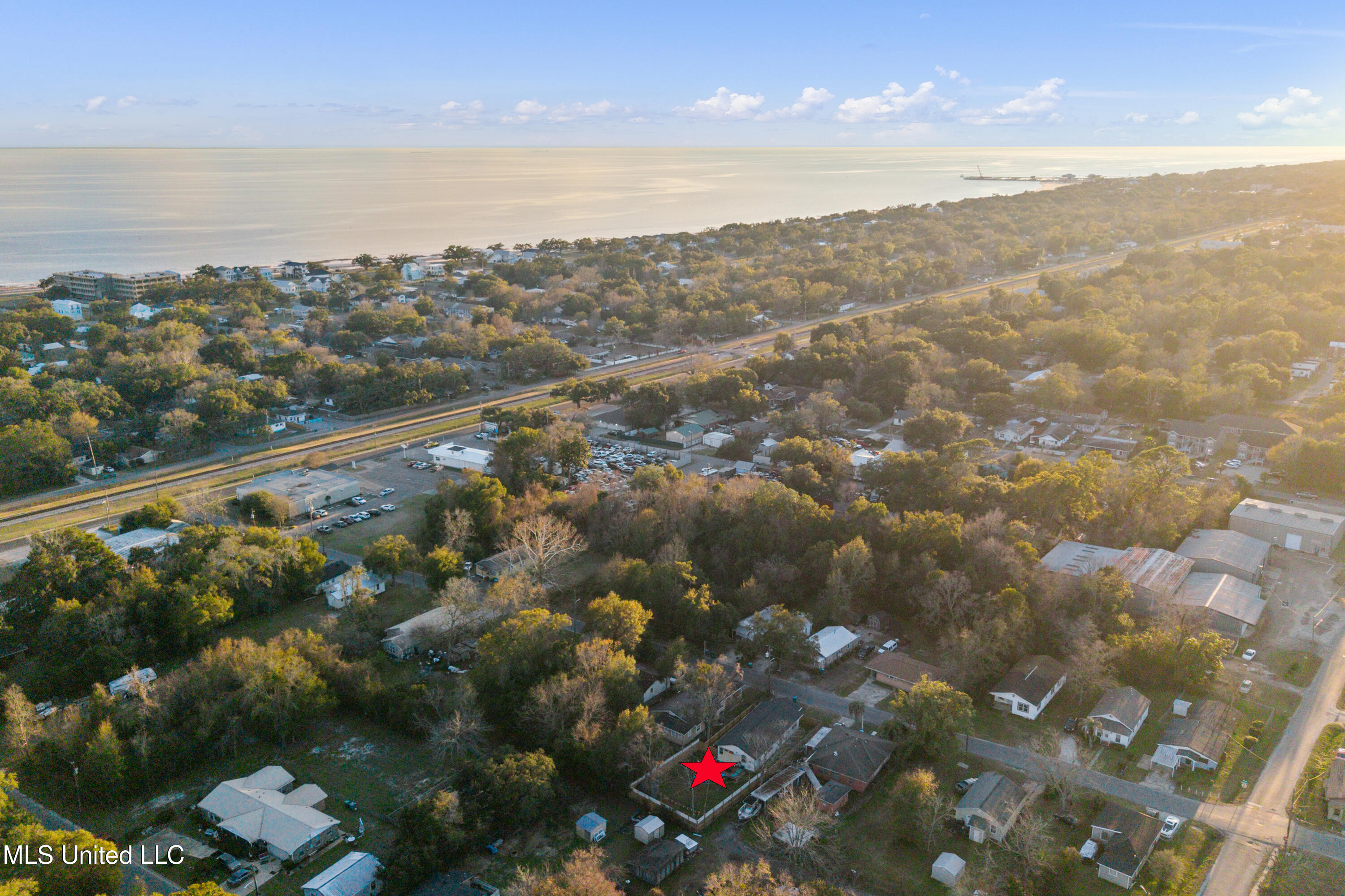 1108 Woodward Avenue Property Photo 34