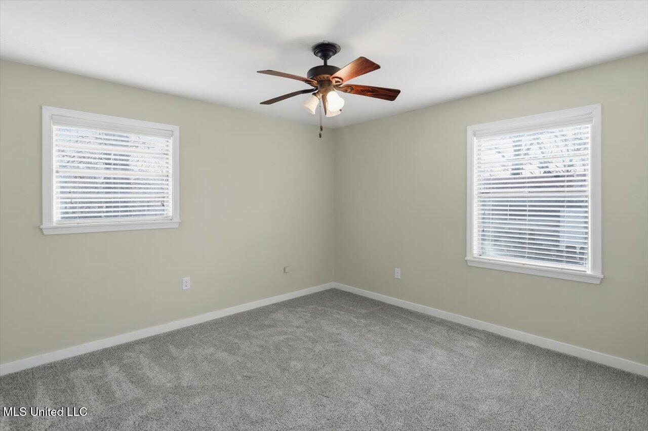 244 Jeffries Drive Property Photo 11