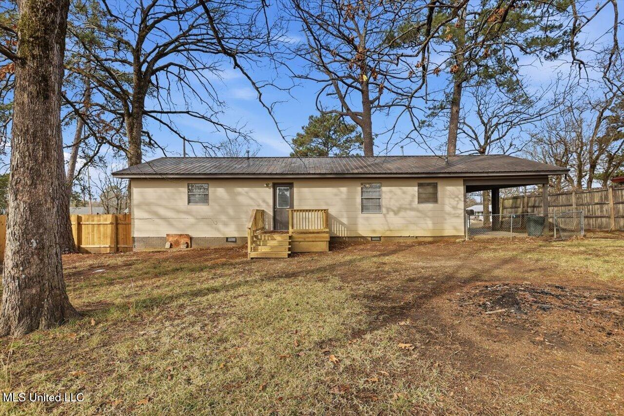 244 Jeffries Drive Property Photo 14