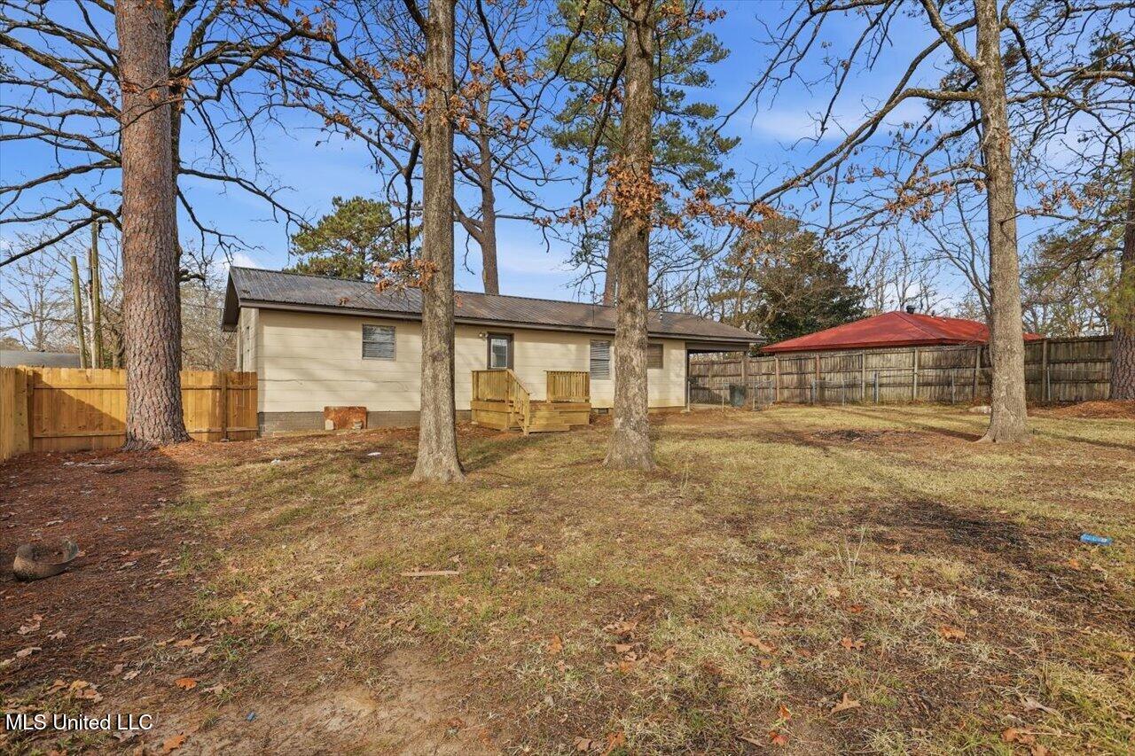 244 Jeffries Drive Property Photo 15