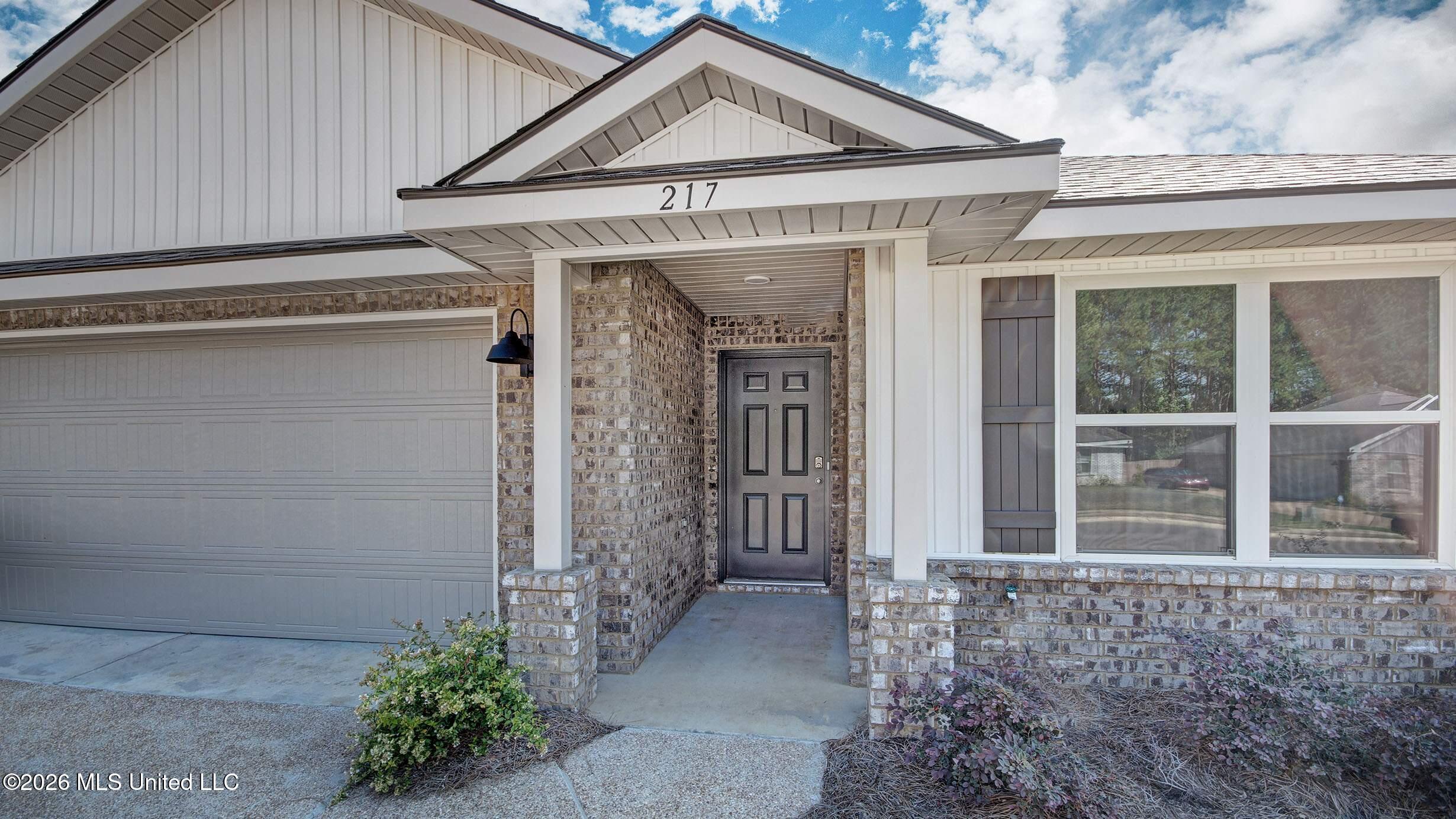 217 Raulston Drive Property Photo 3