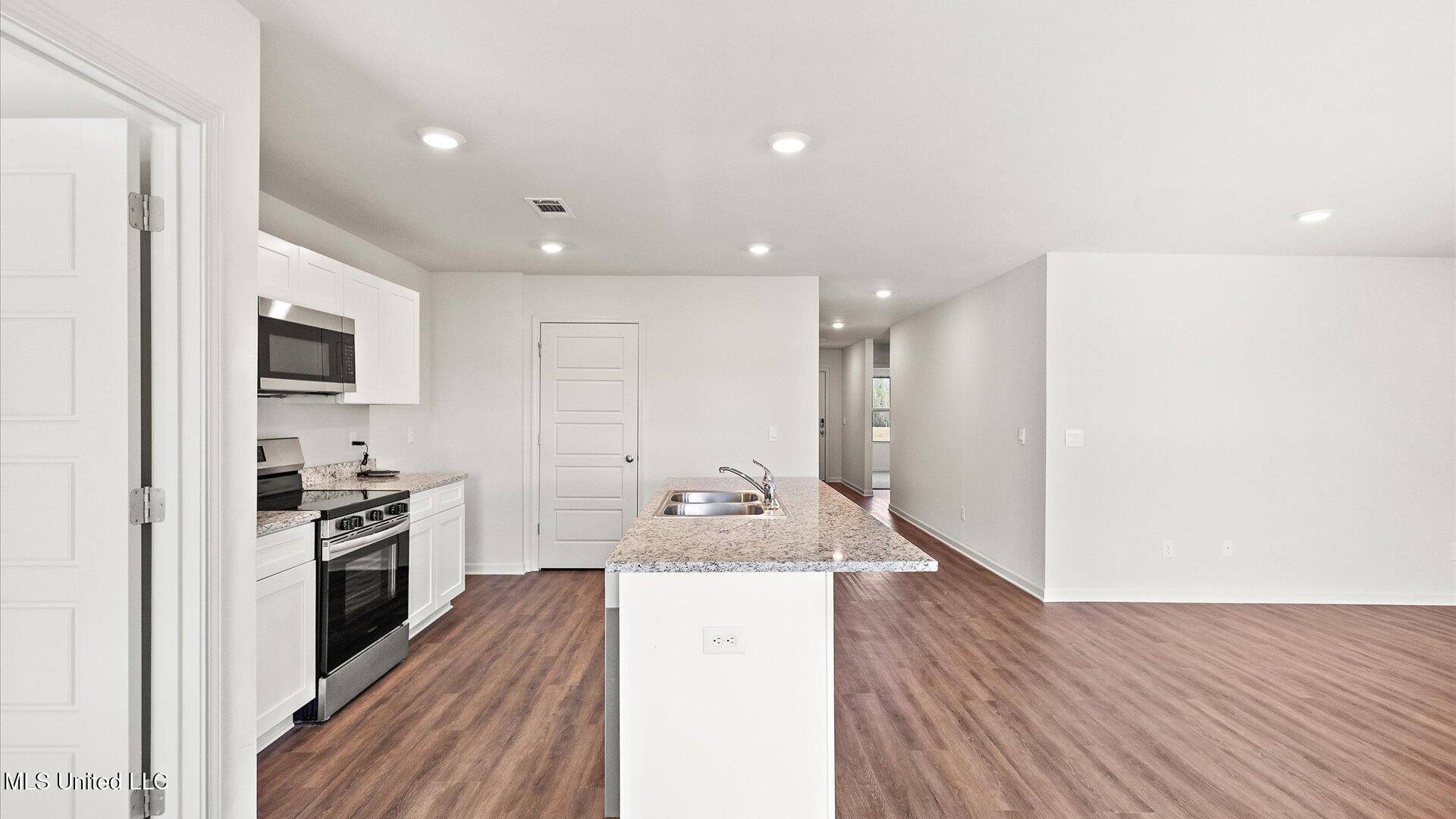 217 Raulston Drive Property Photo 10