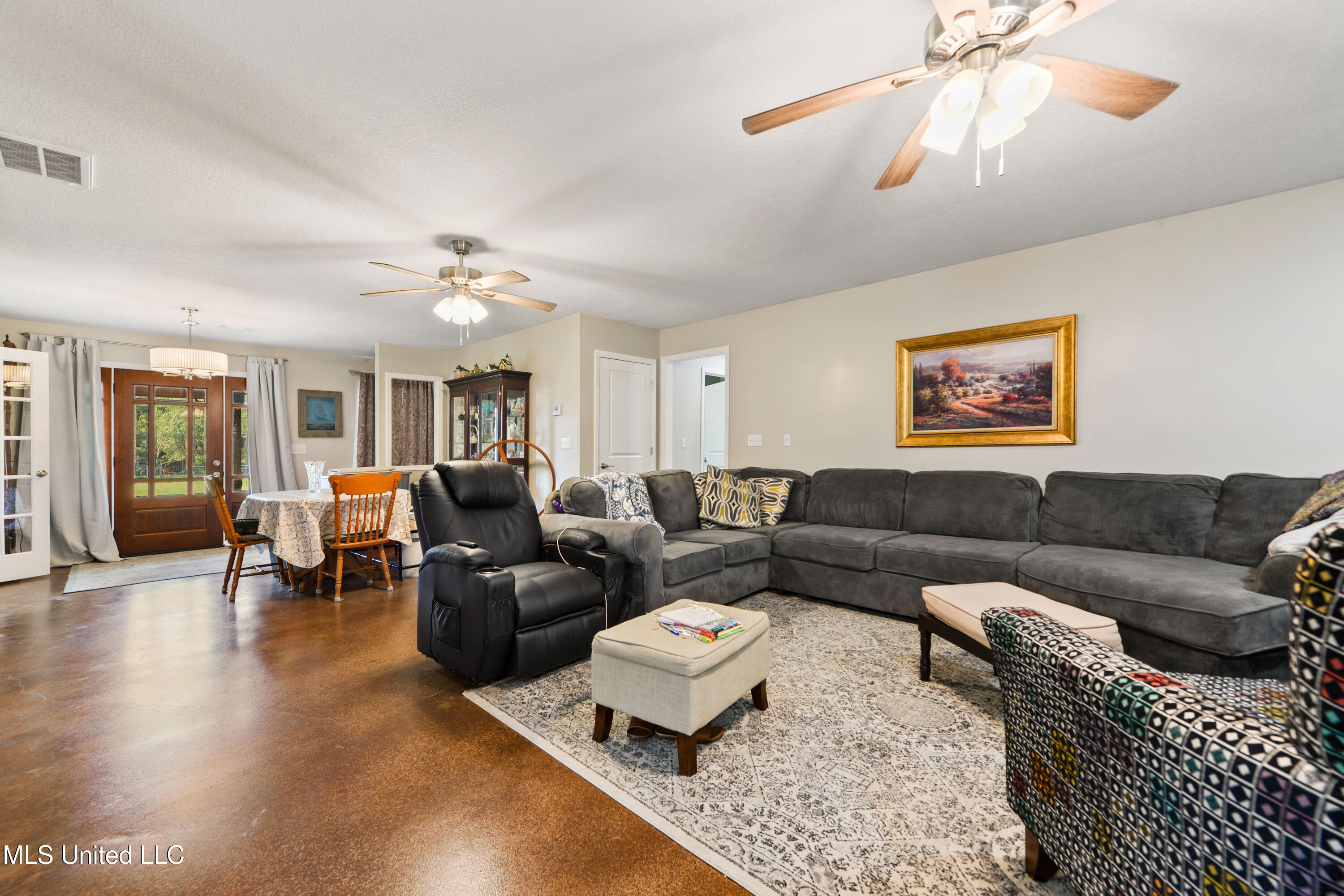 24023 Robert E Lee Road Property Photo 4
