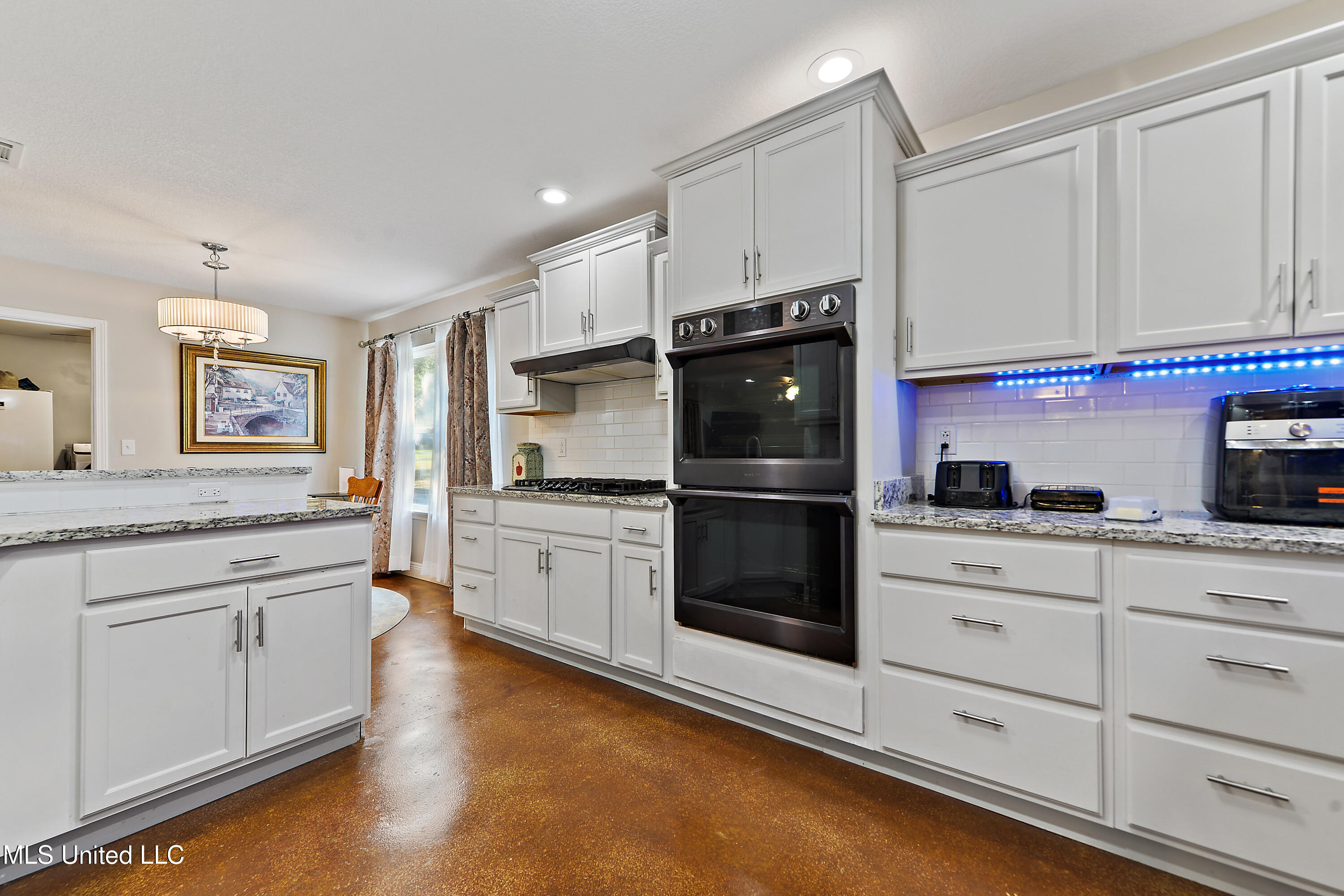 24023 Robert E Lee Road Property Photo 9