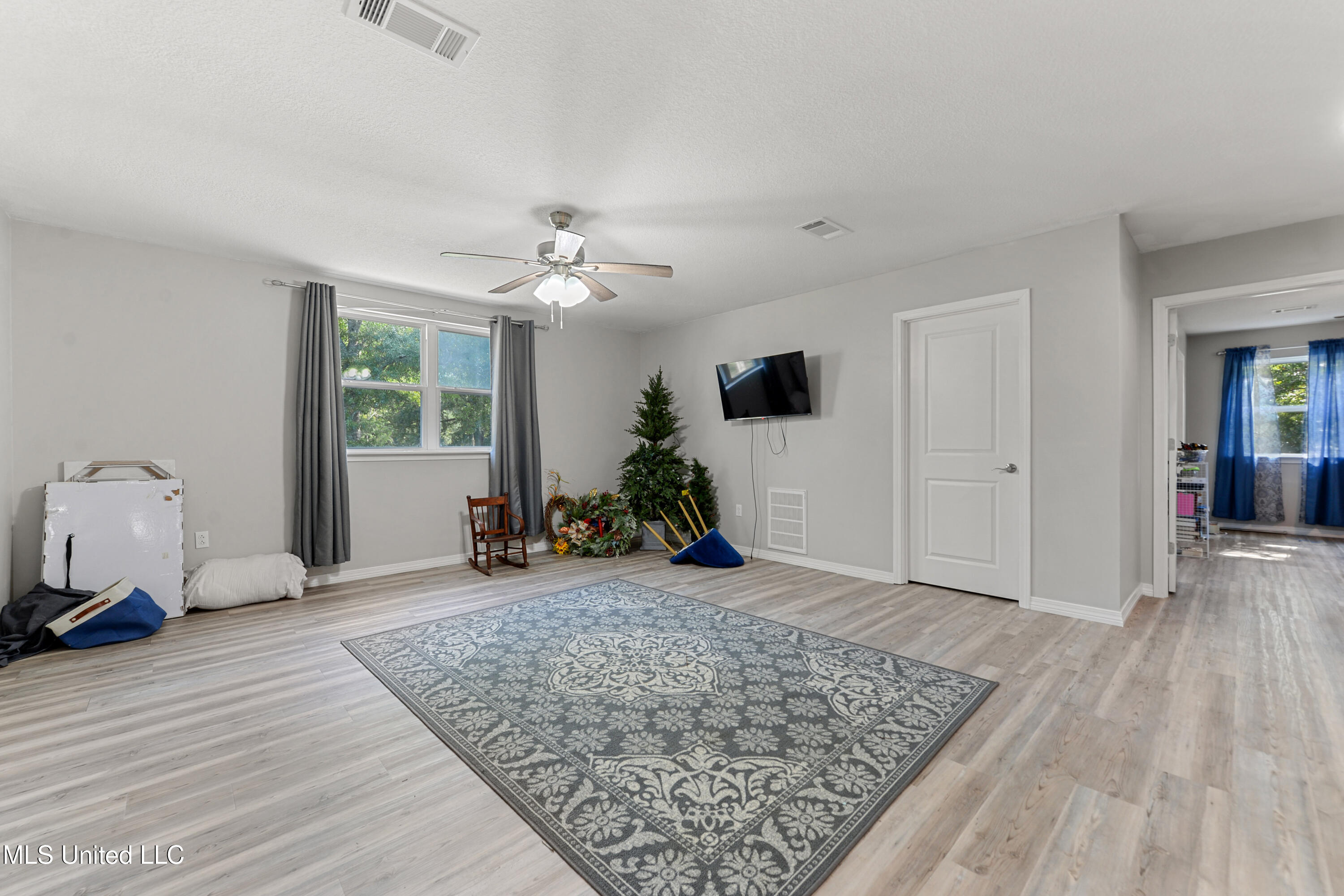 24023 Robert E Lee Road Property Photo 22