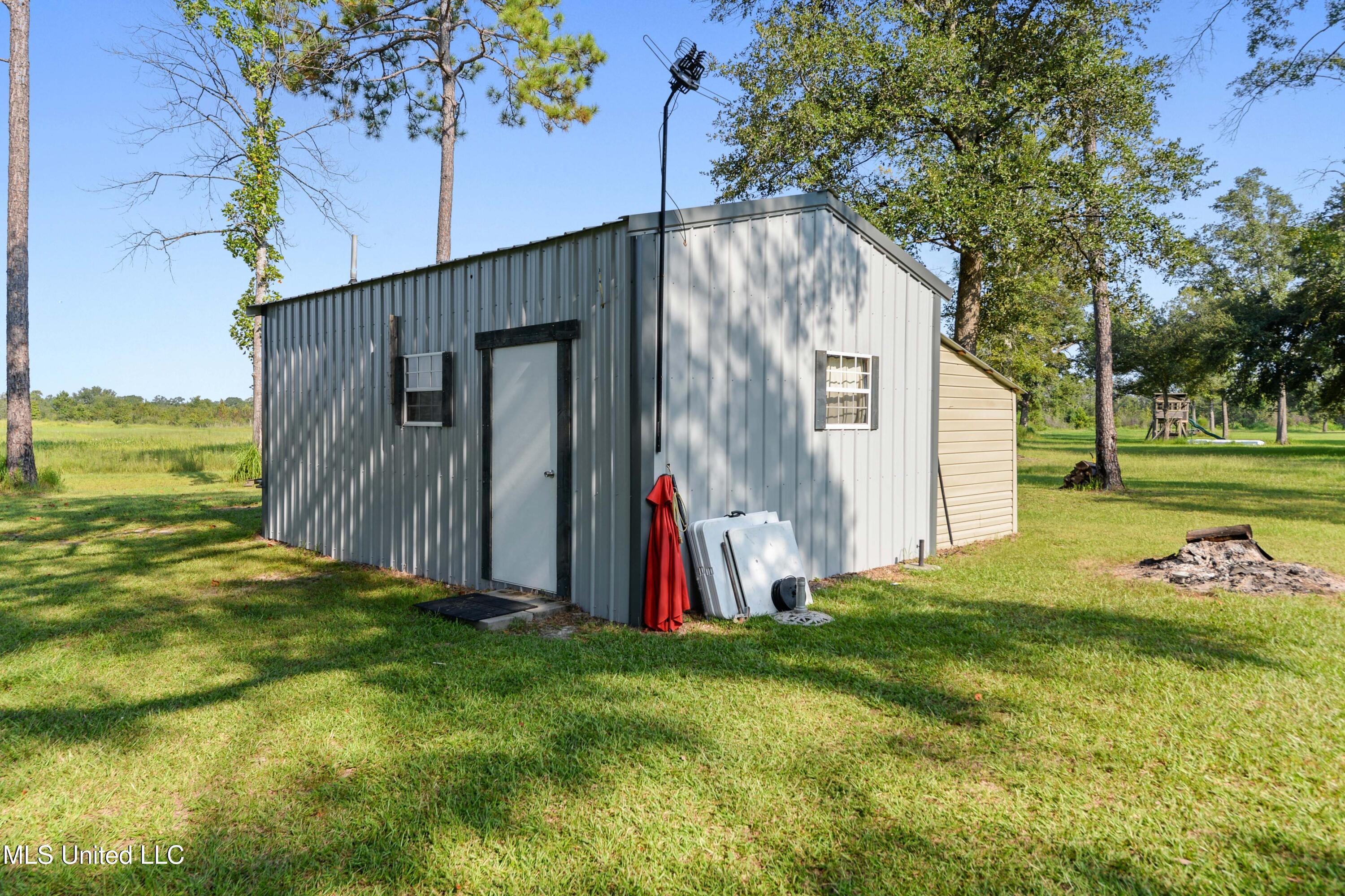 24023 Robert E Lee Road Property Photo 31