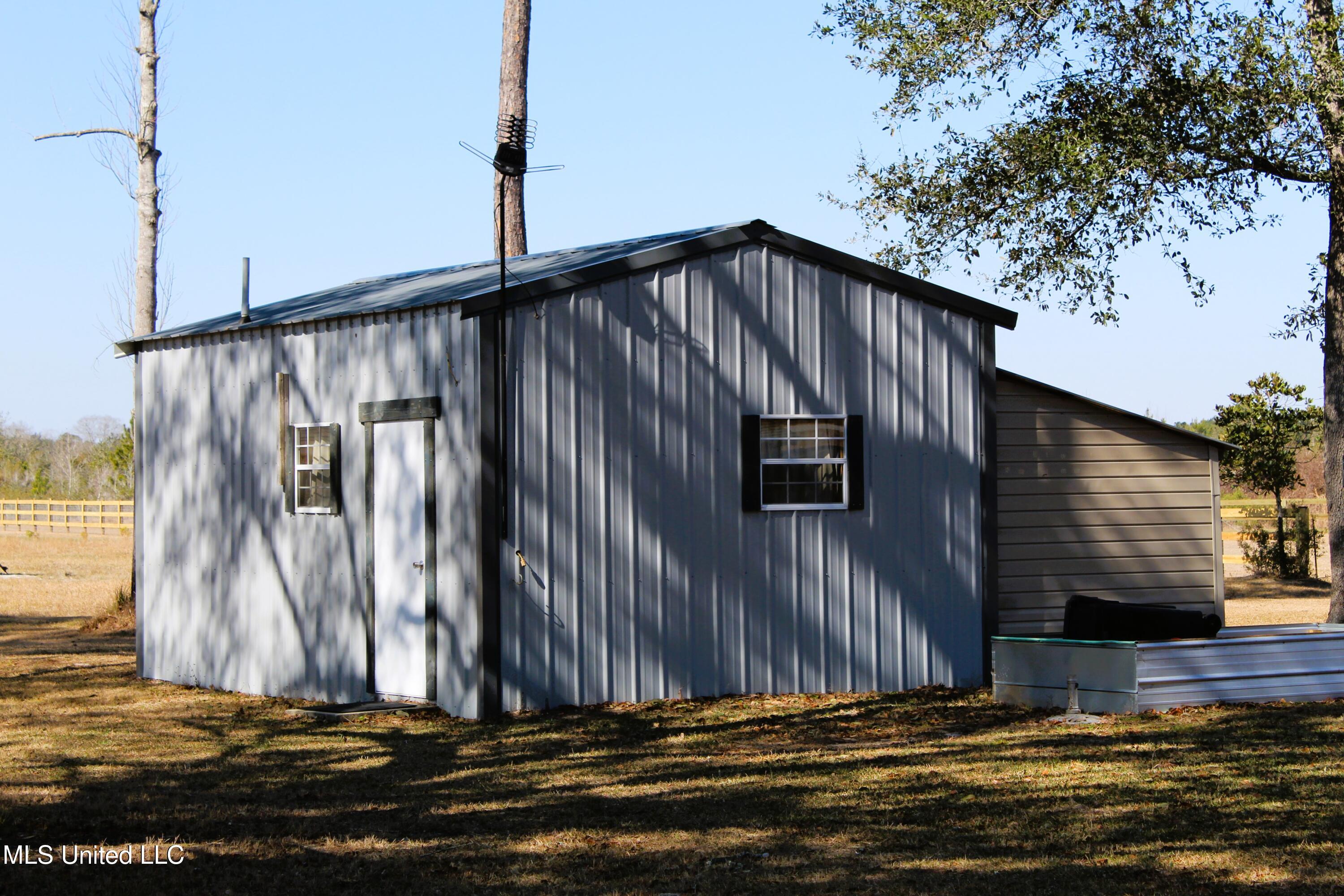 24023 Robert E Lee Road Property Photo 34