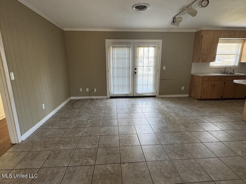 235 Pimlico Place Property Photo 4