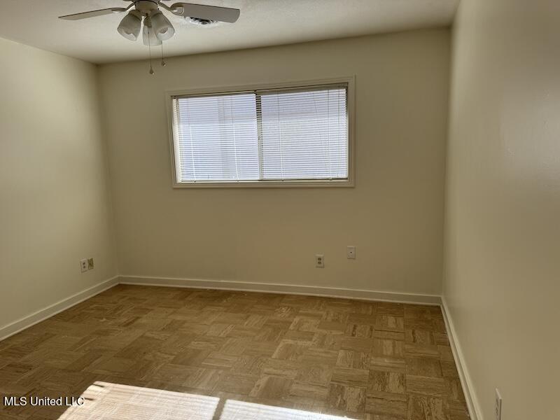 235 Pimlico Place Property Photo 9