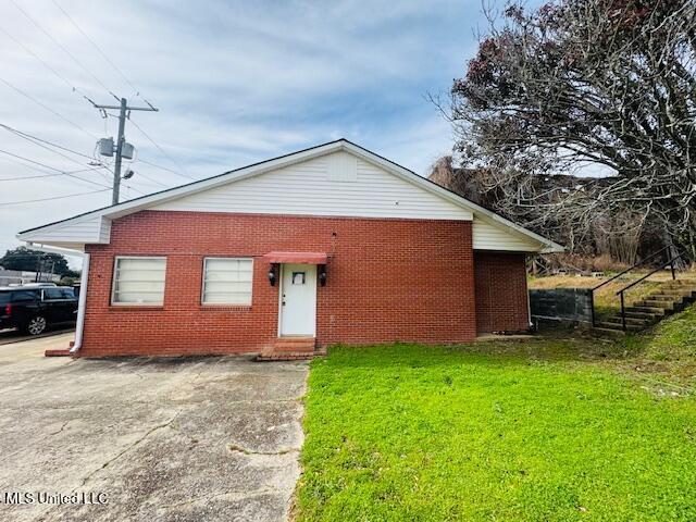 220 Canal Street Property Photo 3