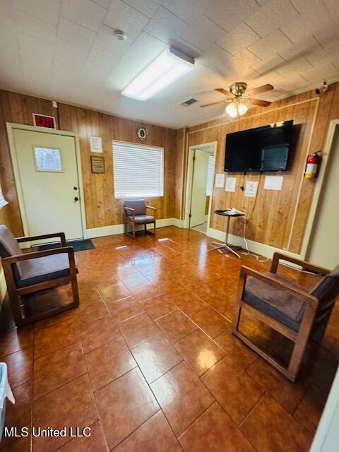 220 Canal Street Property Photo 5