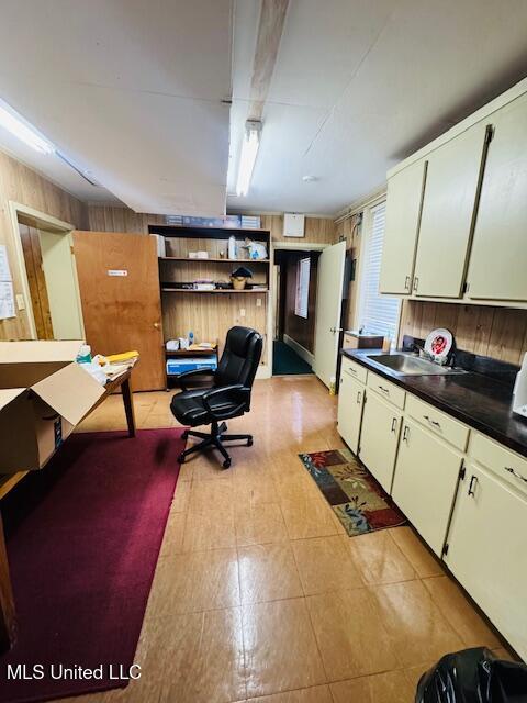 220 Canal Street Property Photo 10