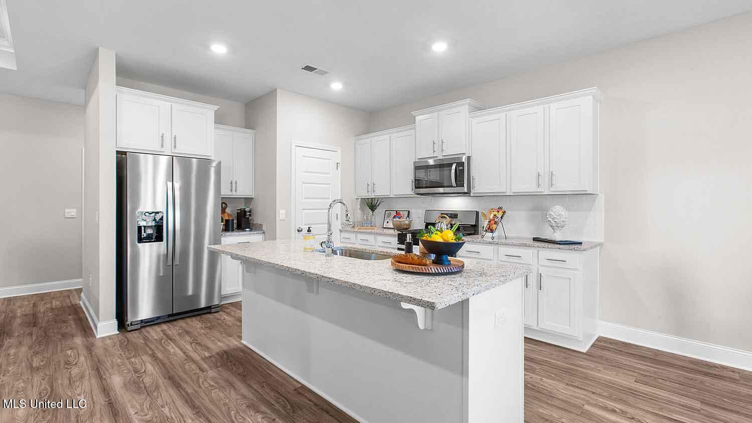 524 Vista Pointe Drive Property Photo 6