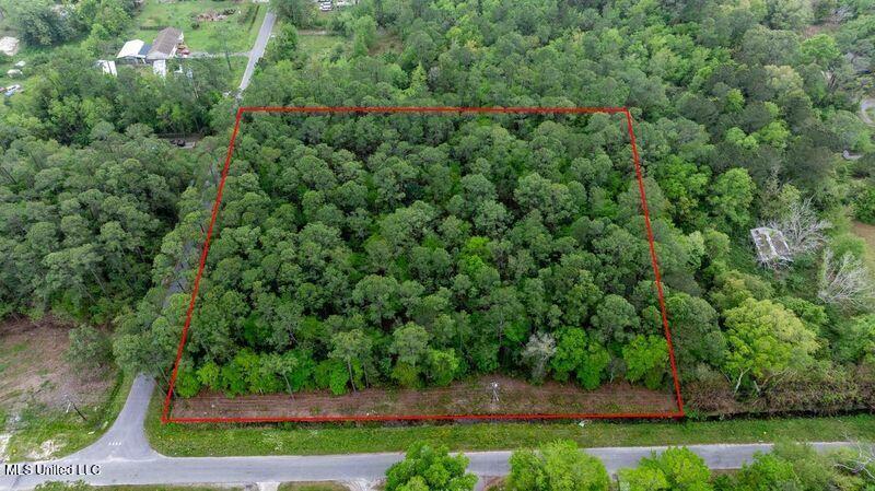 0 40th Avenue Property Photo 1