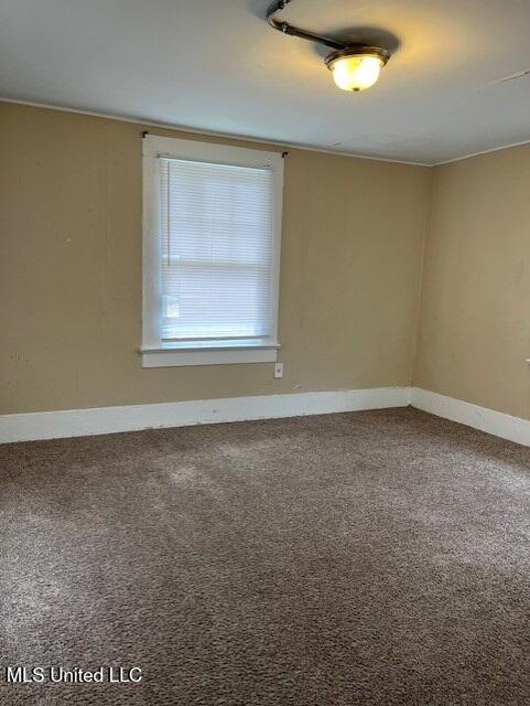 315 Kentucky Avenue Property Photo 4