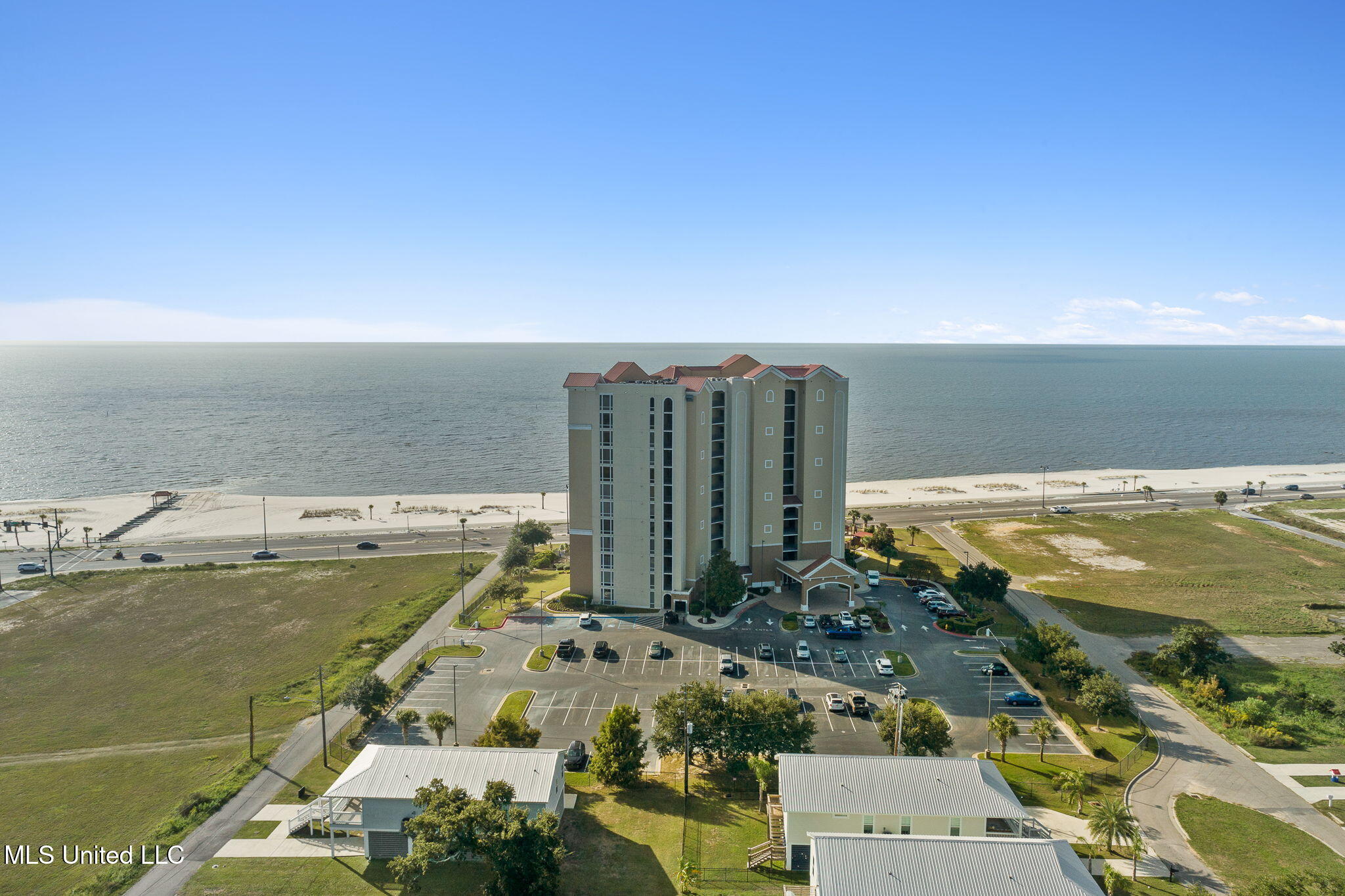 1200 Beach Drive Property Photo 2