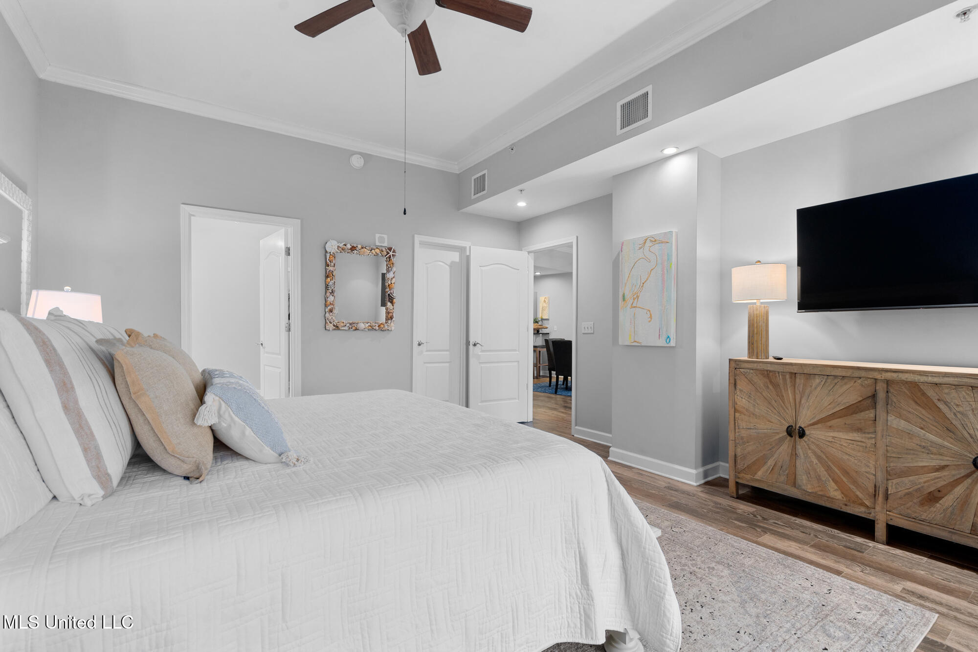 1200 Beach Drive Property Photo 23