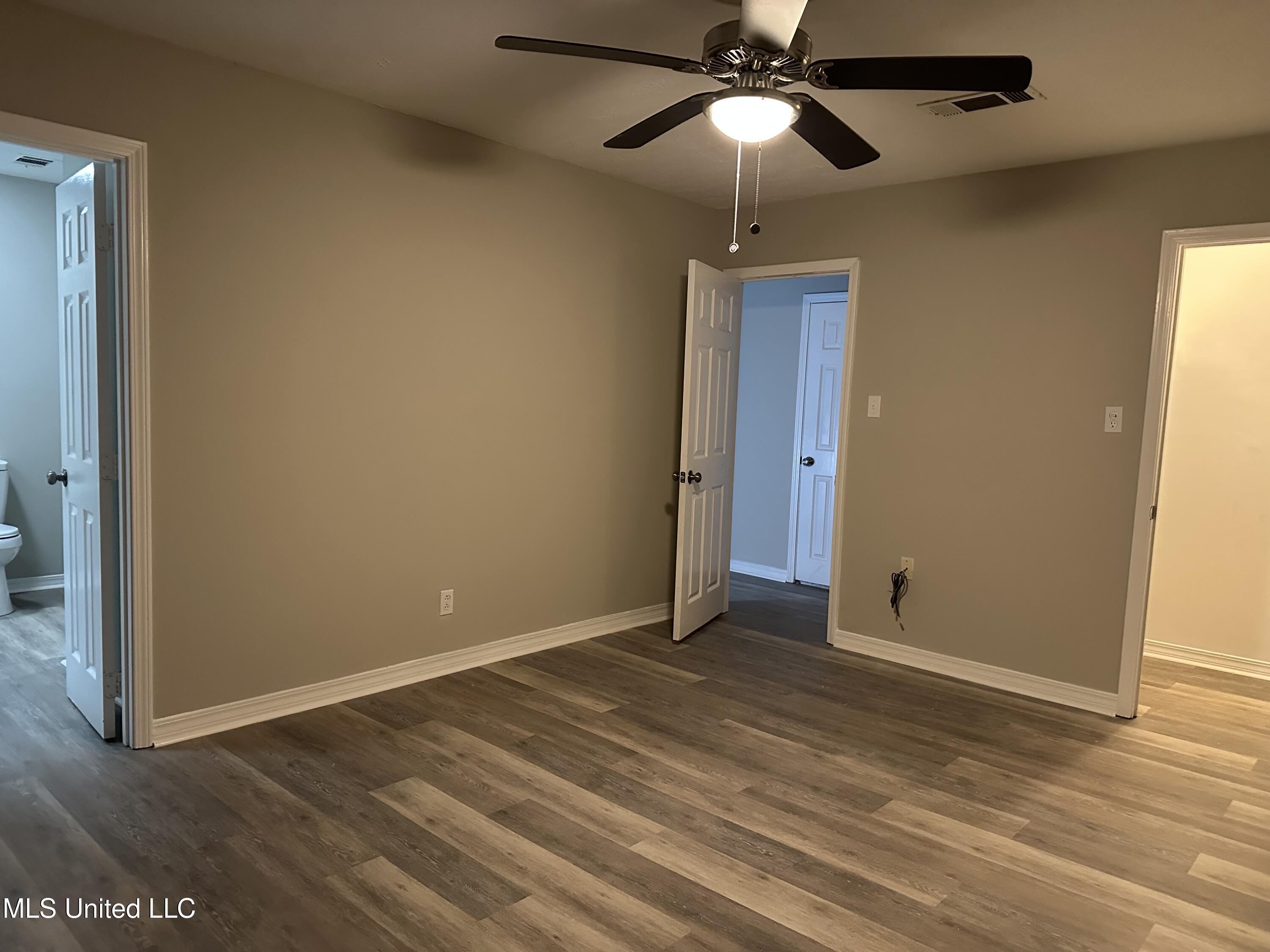 191 Ted Circle Property Photo 61