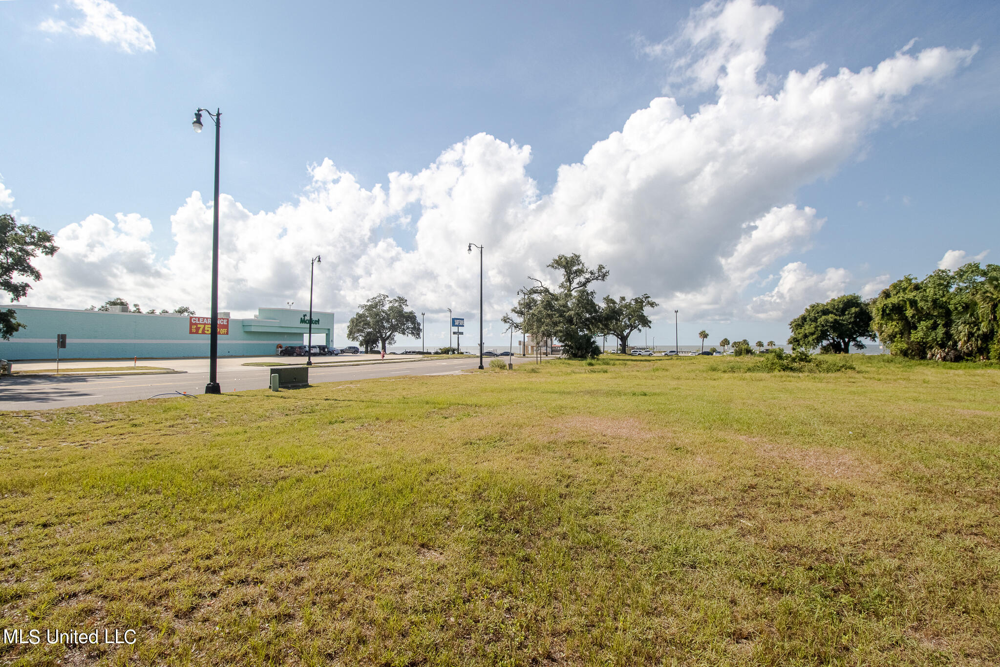 111 Courthouse Road Property Photo 1