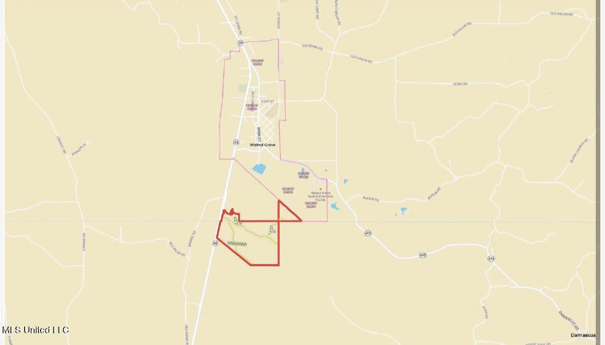 5 Highway 35 Property Photo 51