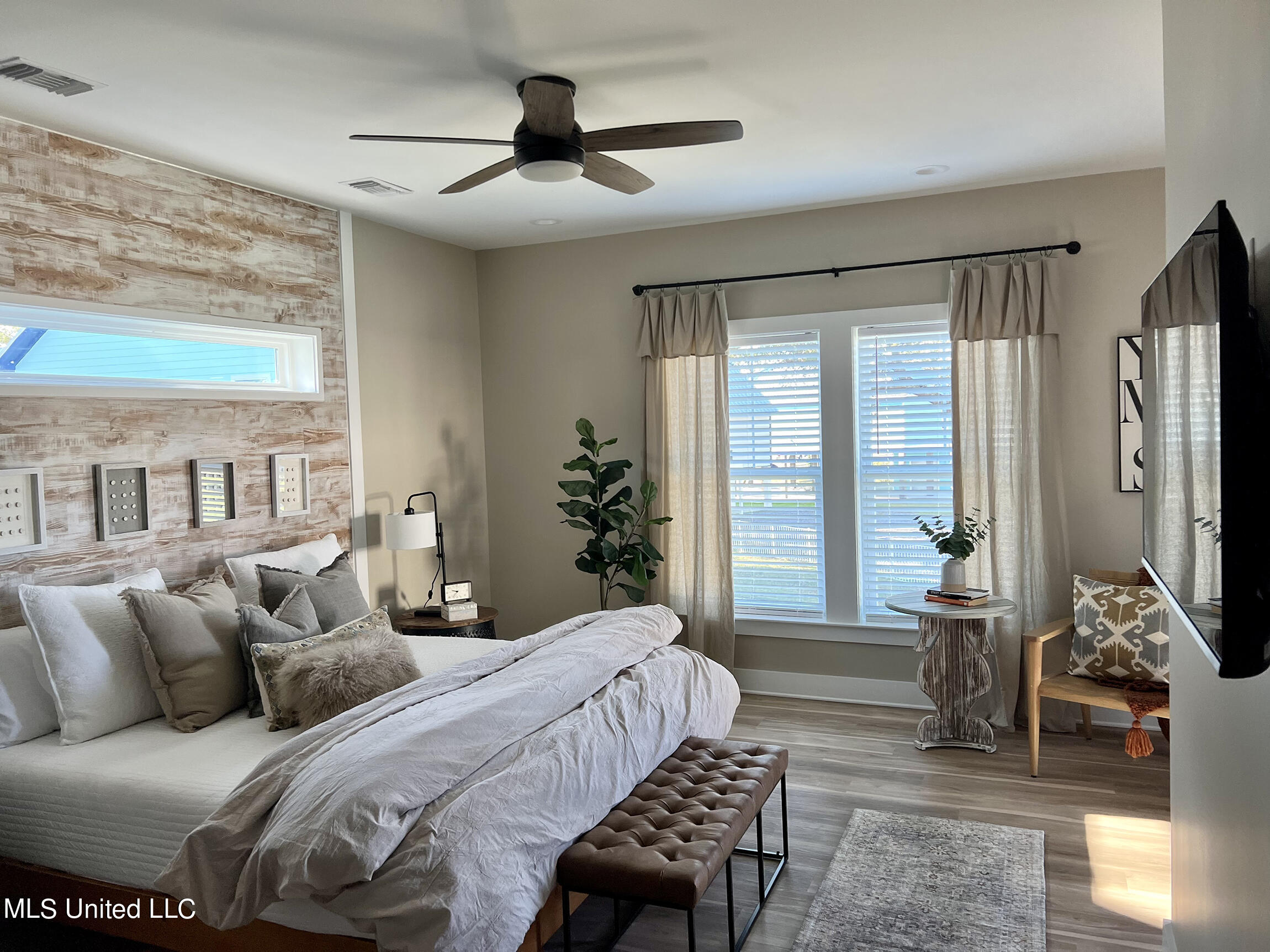106 Winters Lane Property Photo 22