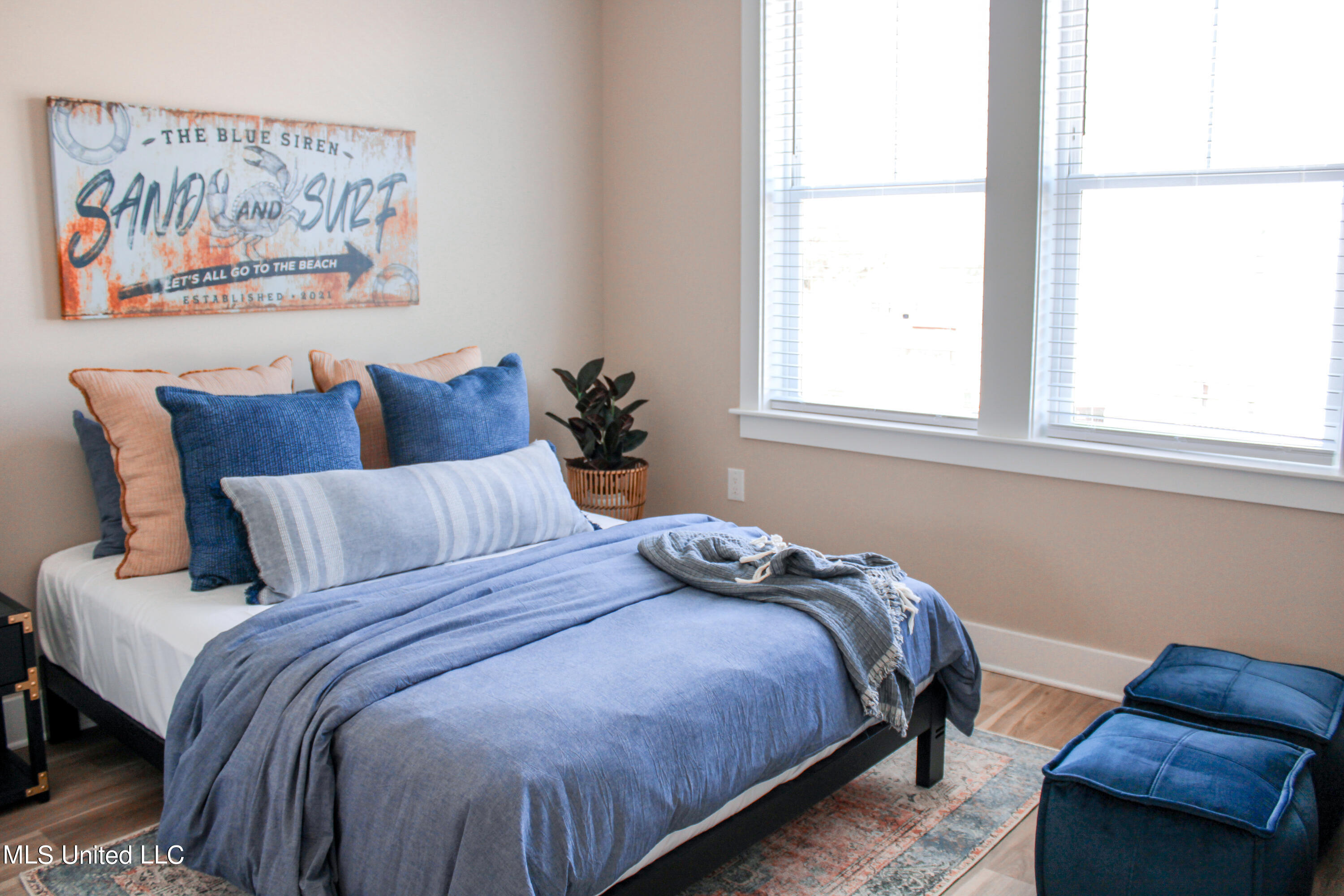 106 Winters Lane Property Photo 33