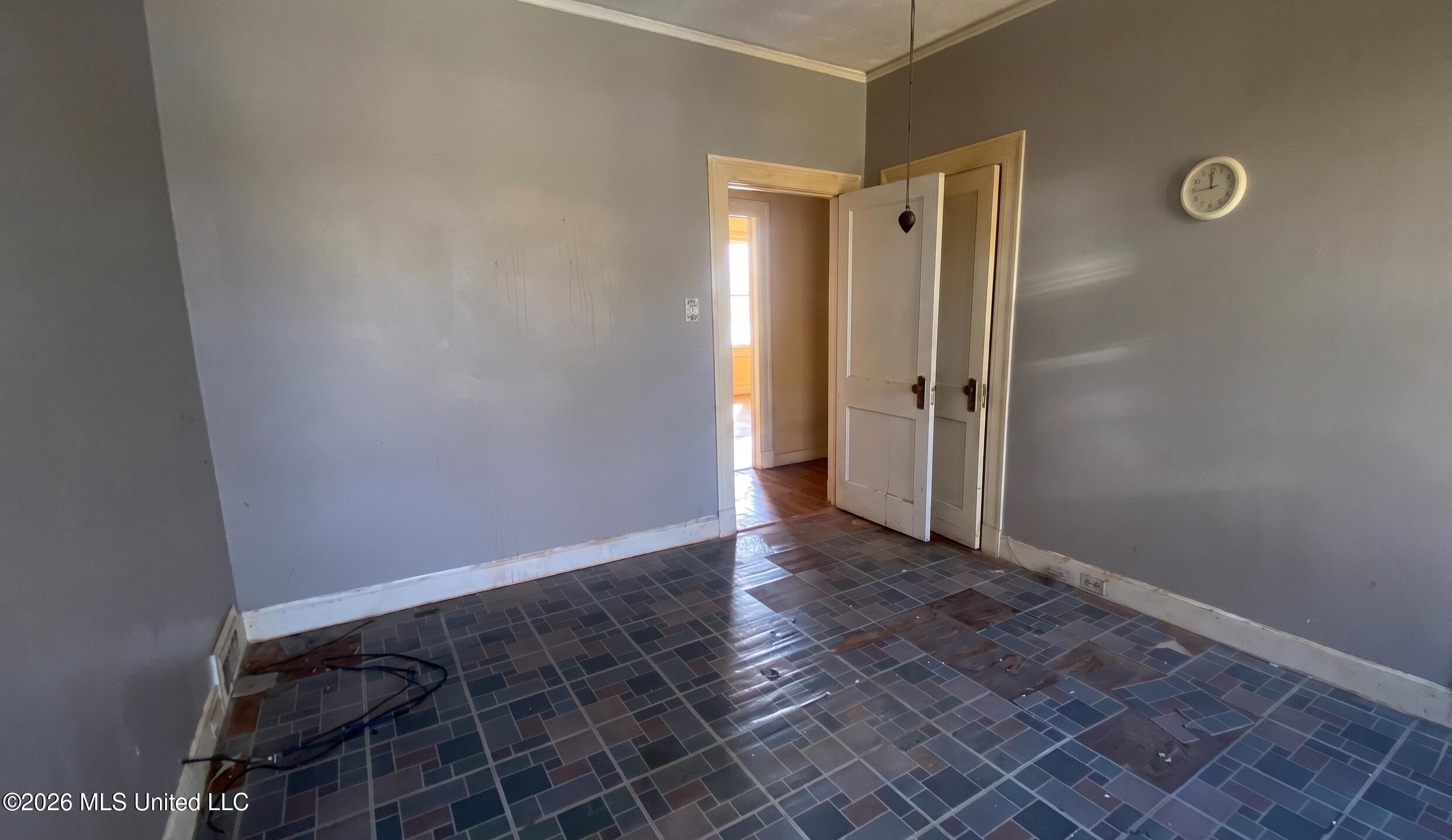 408 Boulevard Street Property Photo 8
